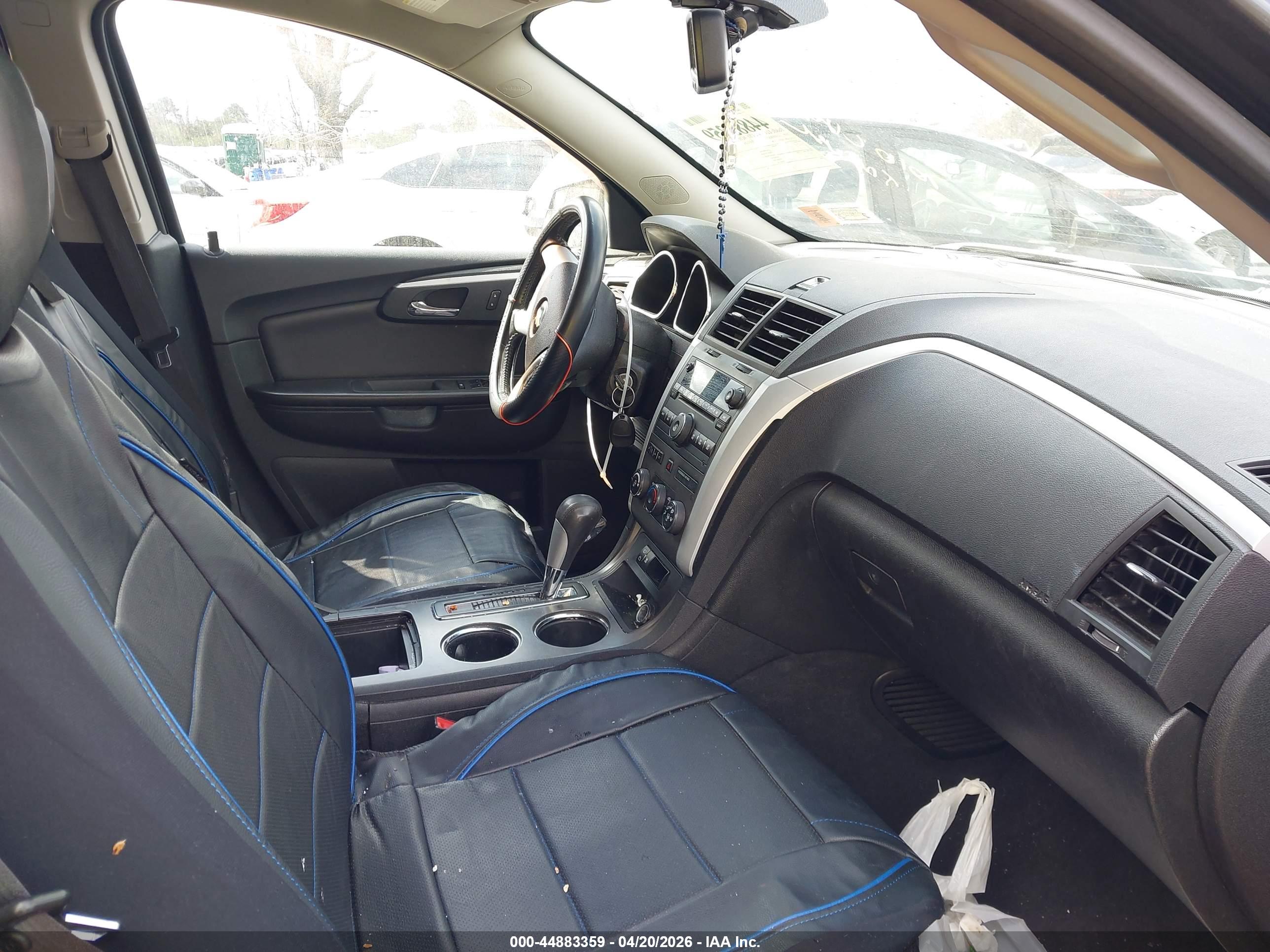 CHEVROLET TRAVERSE image 5