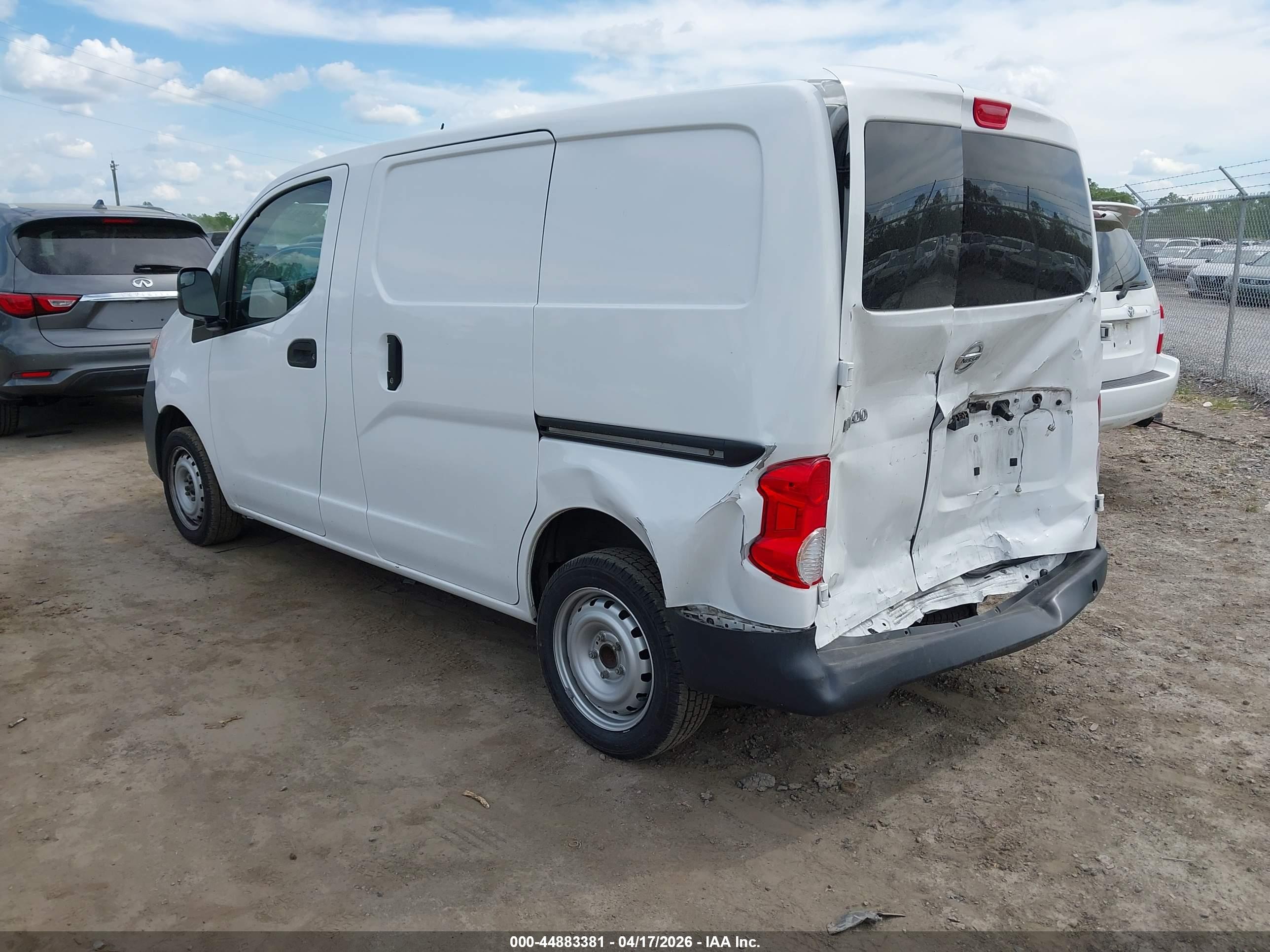 NISSAN NV200 image 3