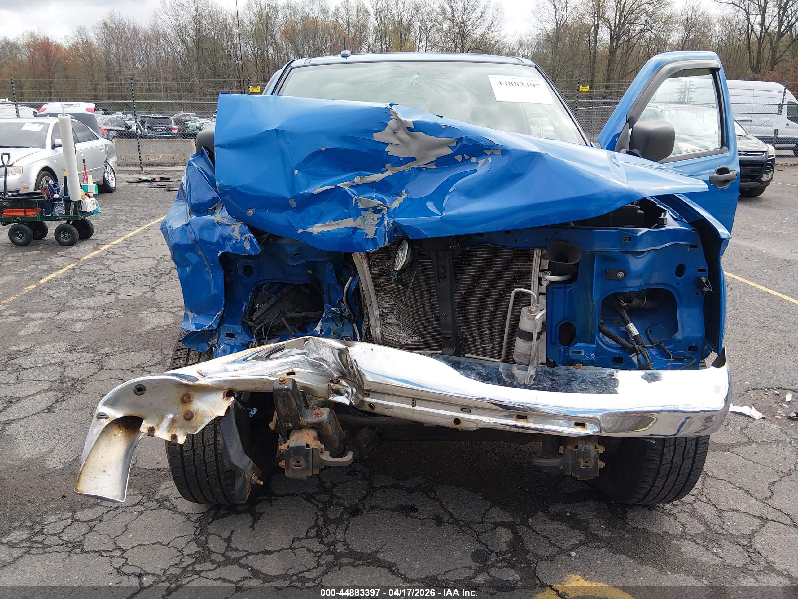 GMC CANYON image 6