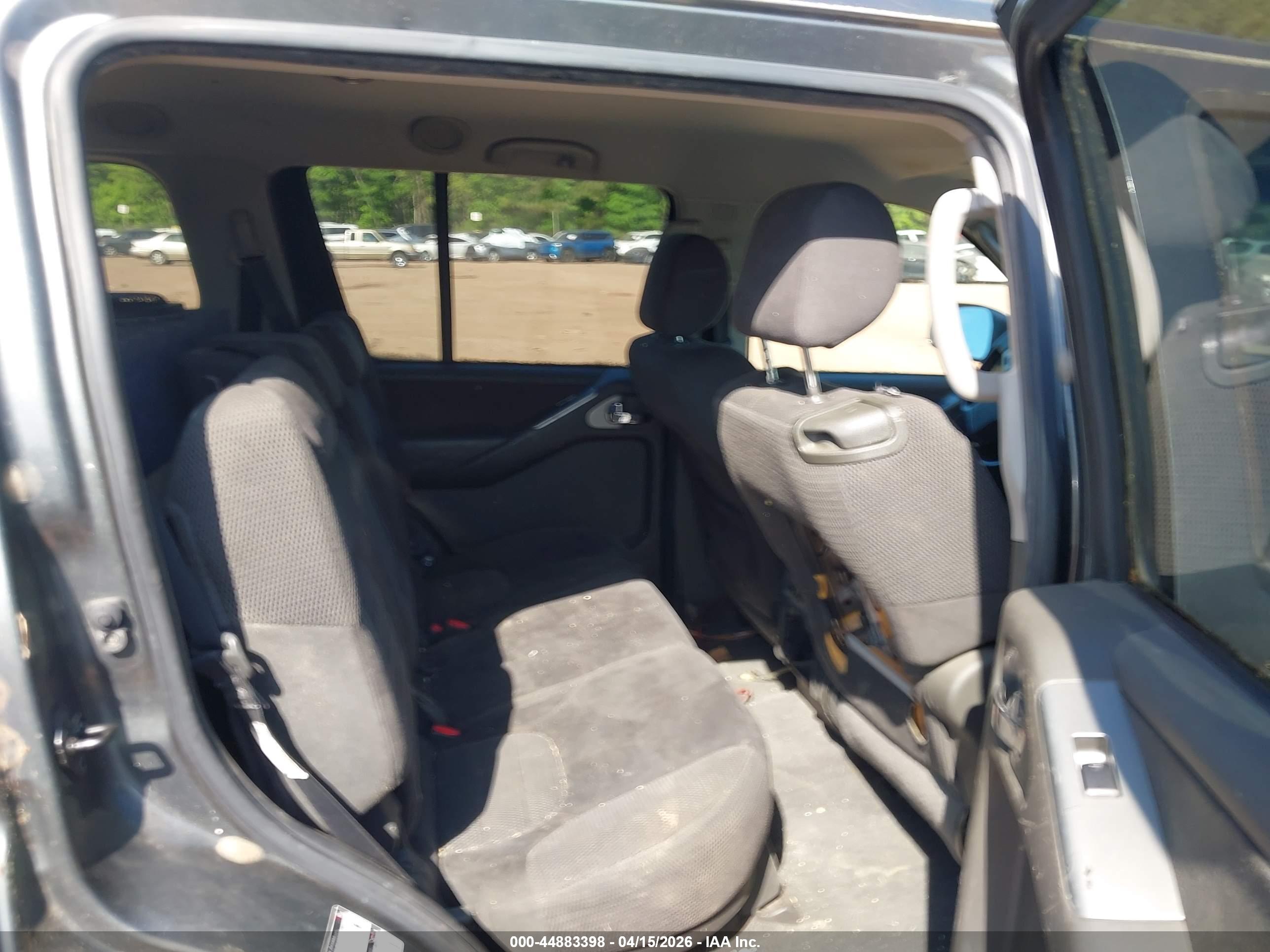 NISSAN PATHFINDER image 8