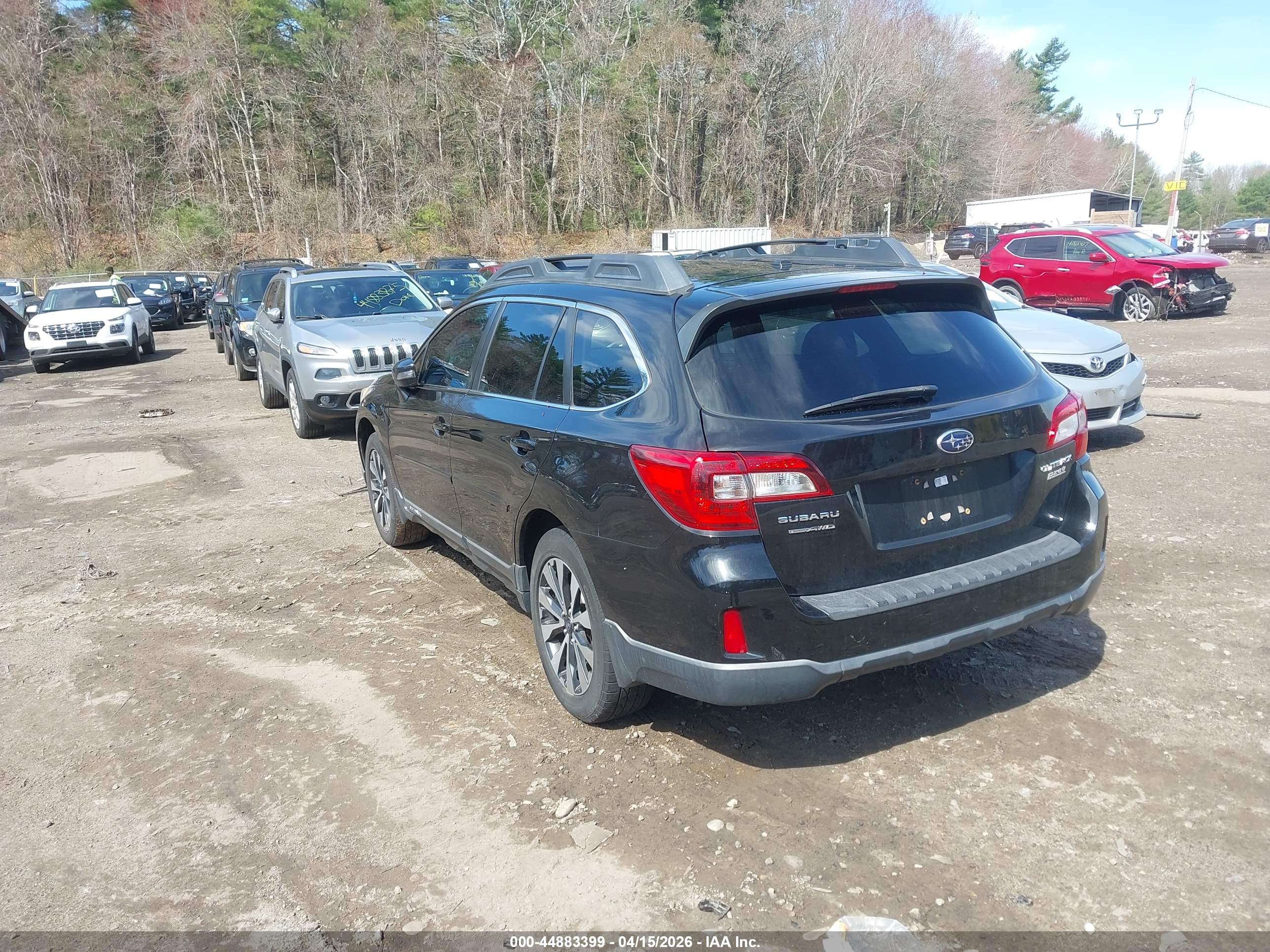 SUBARU OUTBACK image 3