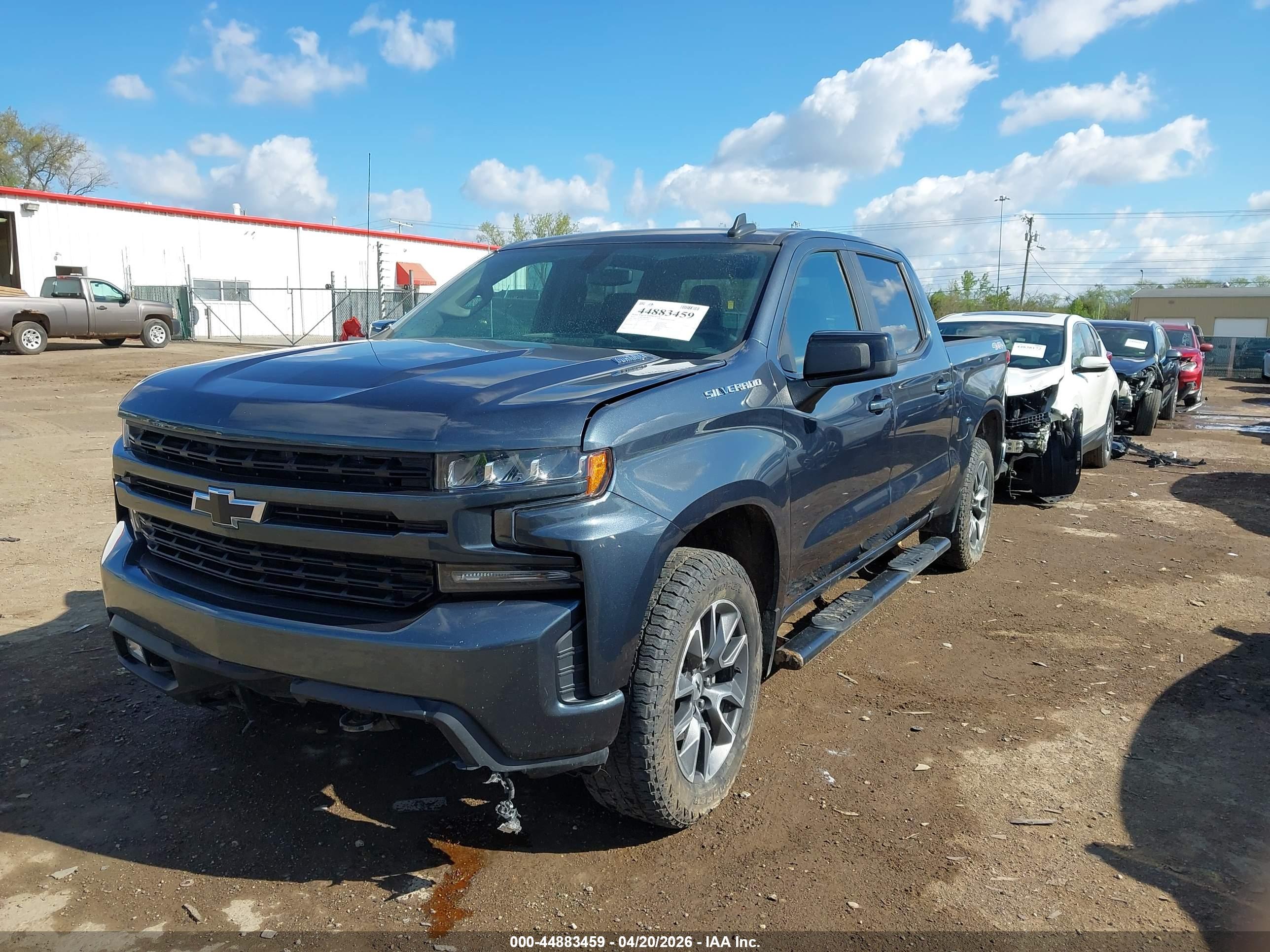 CHEVROLET SILVERADO image 2