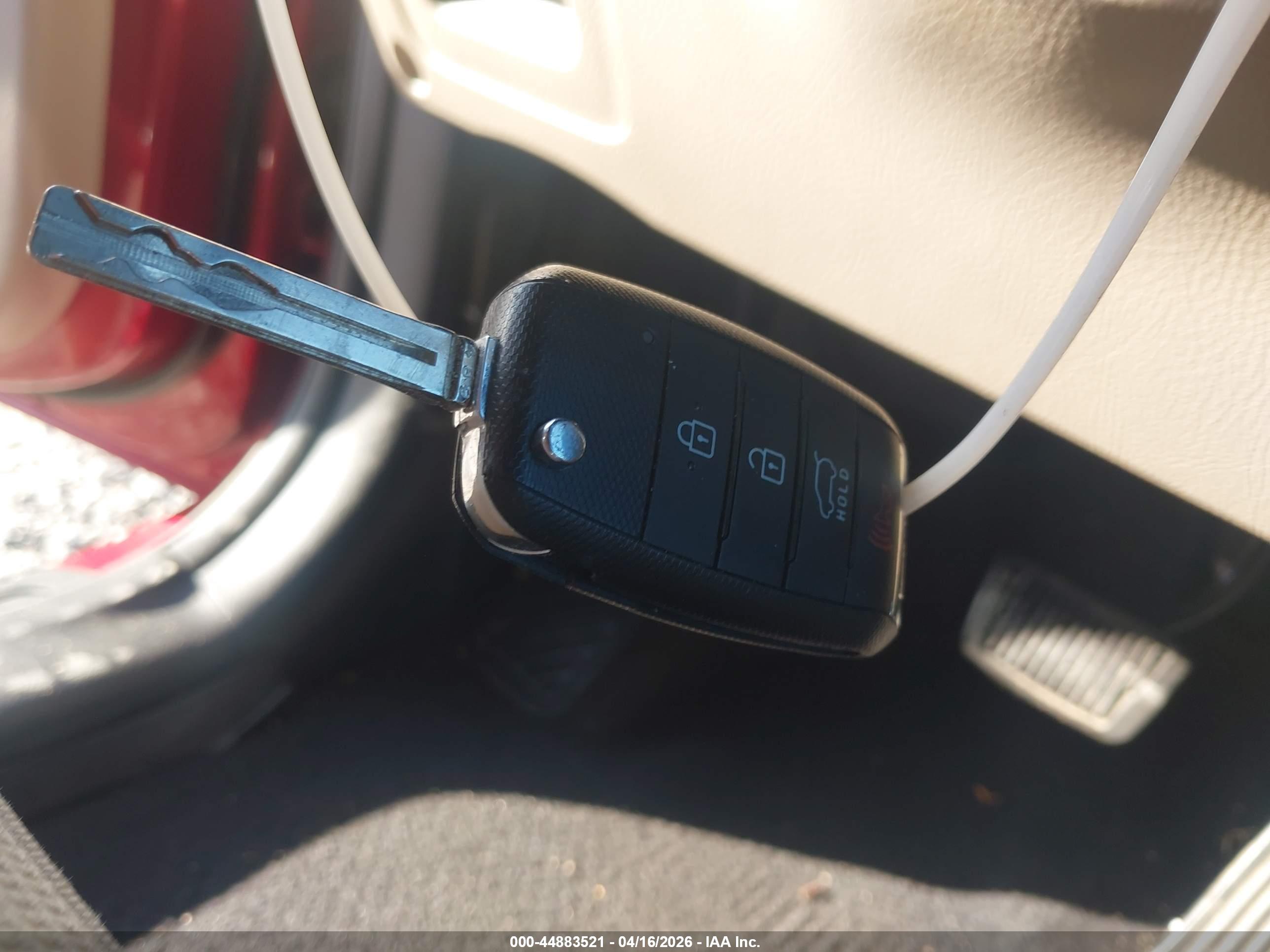 KIA SORENTO image 11
