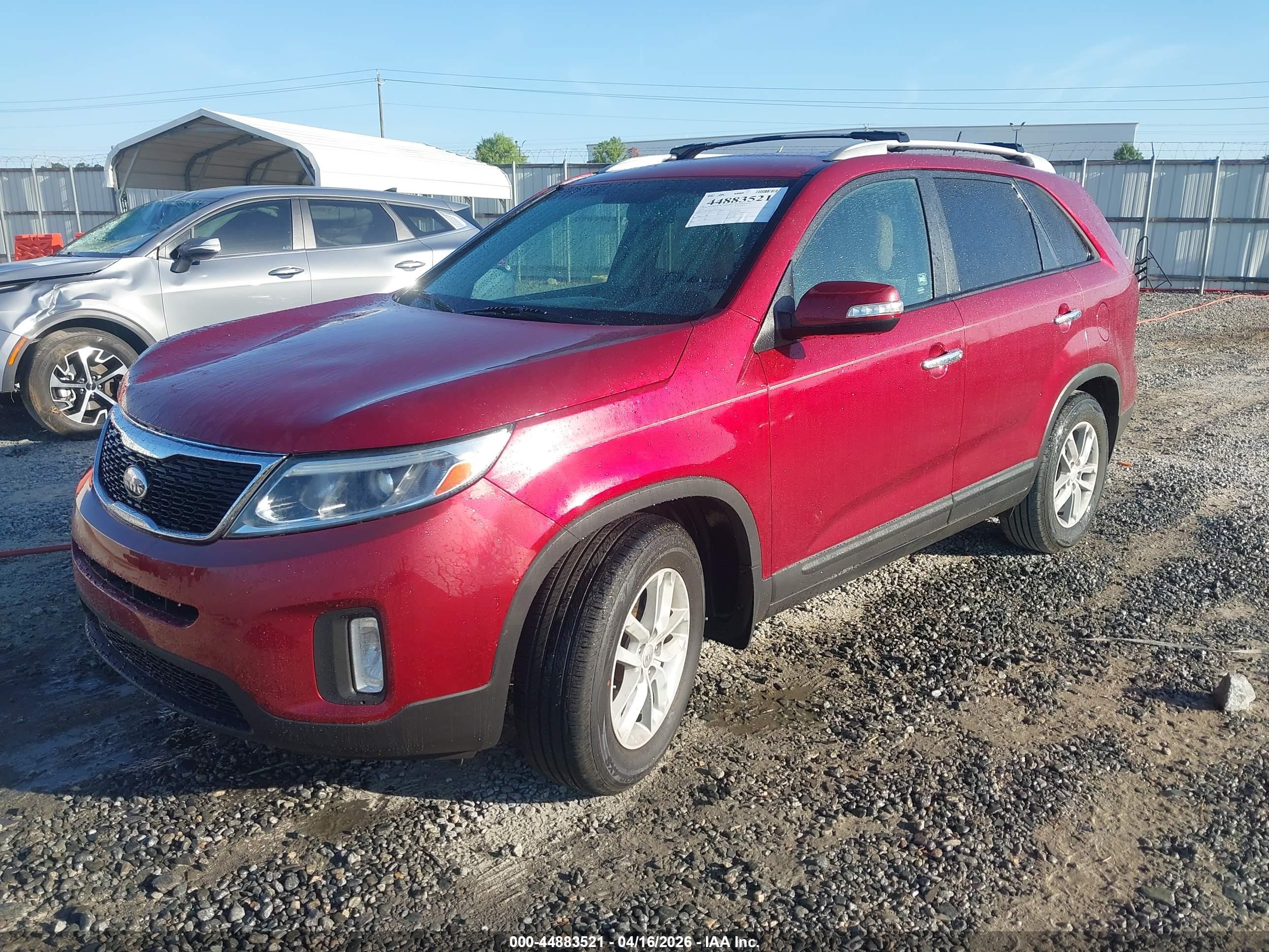 KIA SORENTO image 2