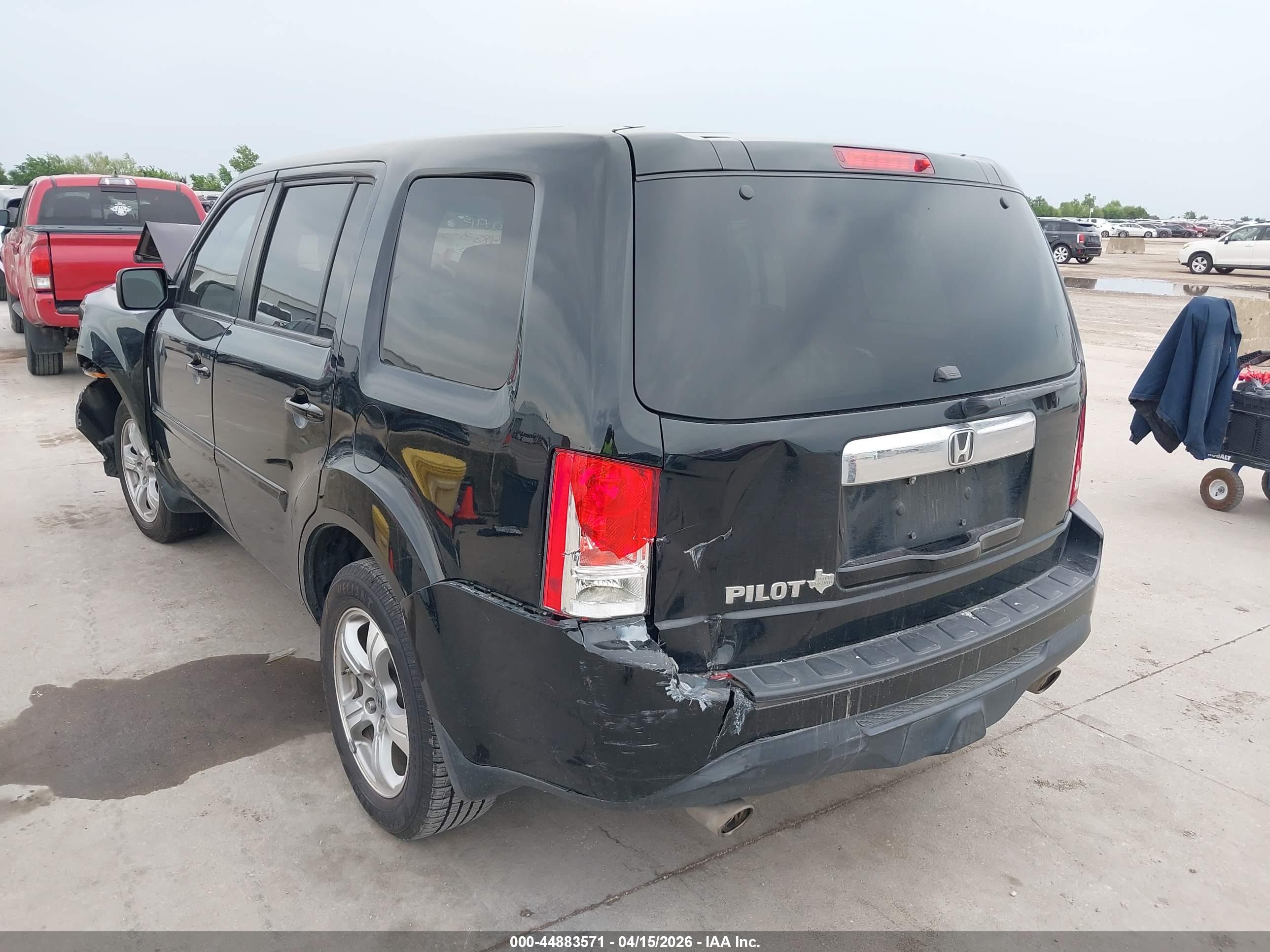 HONDA PILOT image 3
