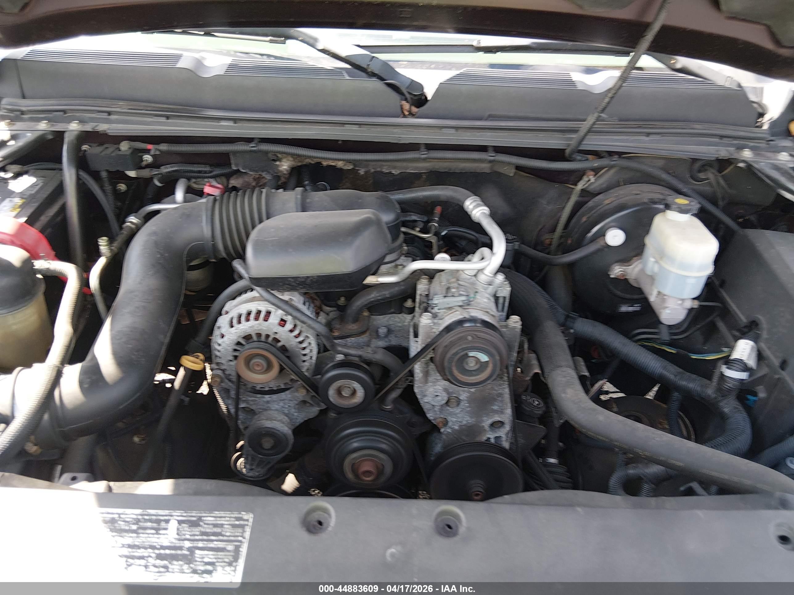 CHEVROLET SILVERADO image 10
