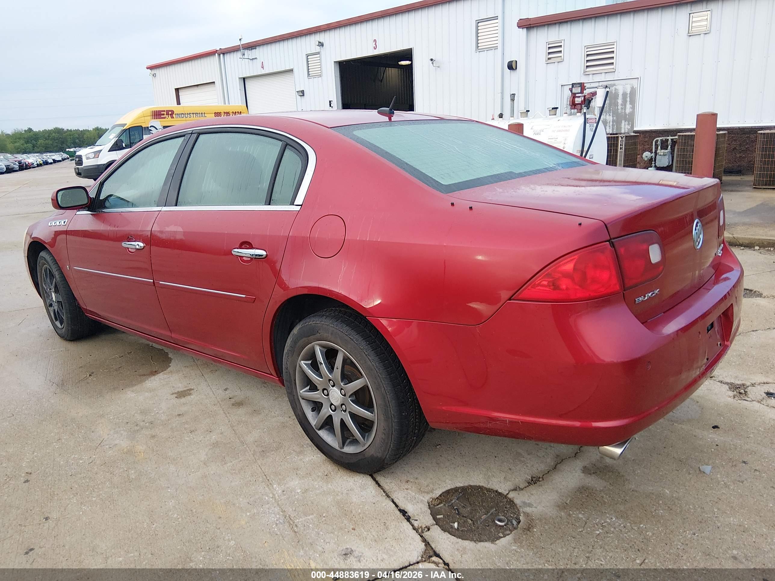 BUICK LUCERNE image 3