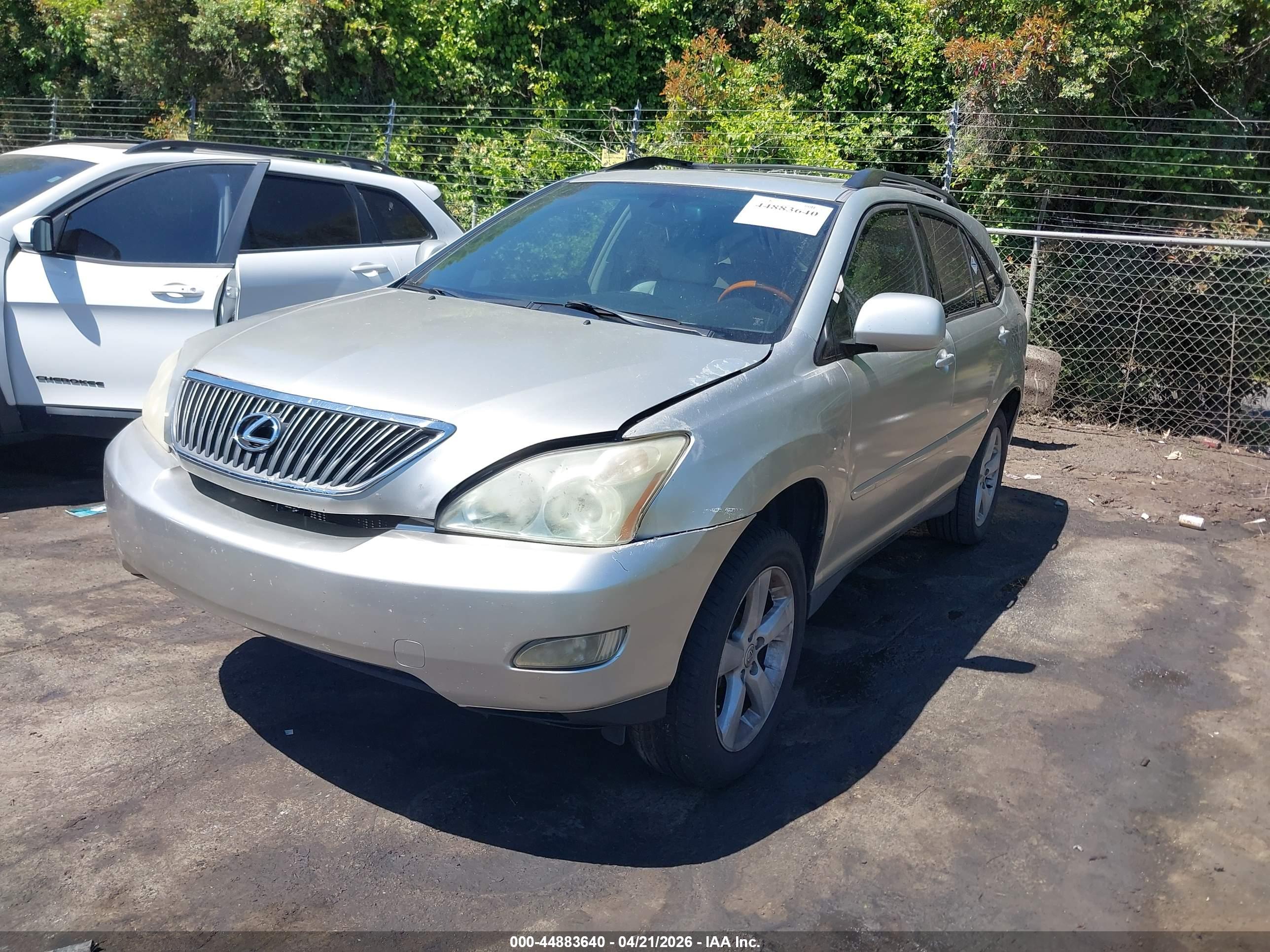 LEXUS RX image 2