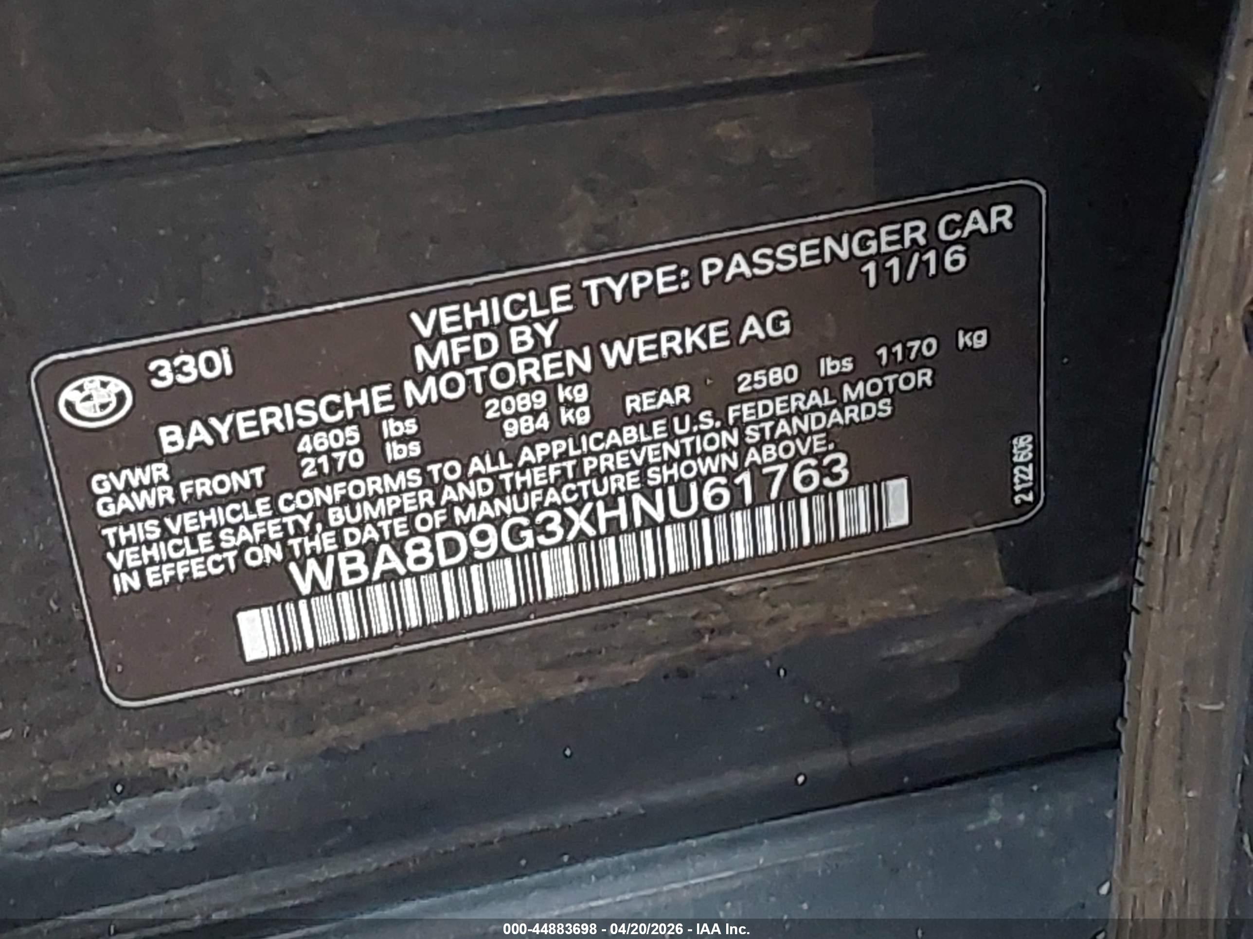 BMW 330I image 9