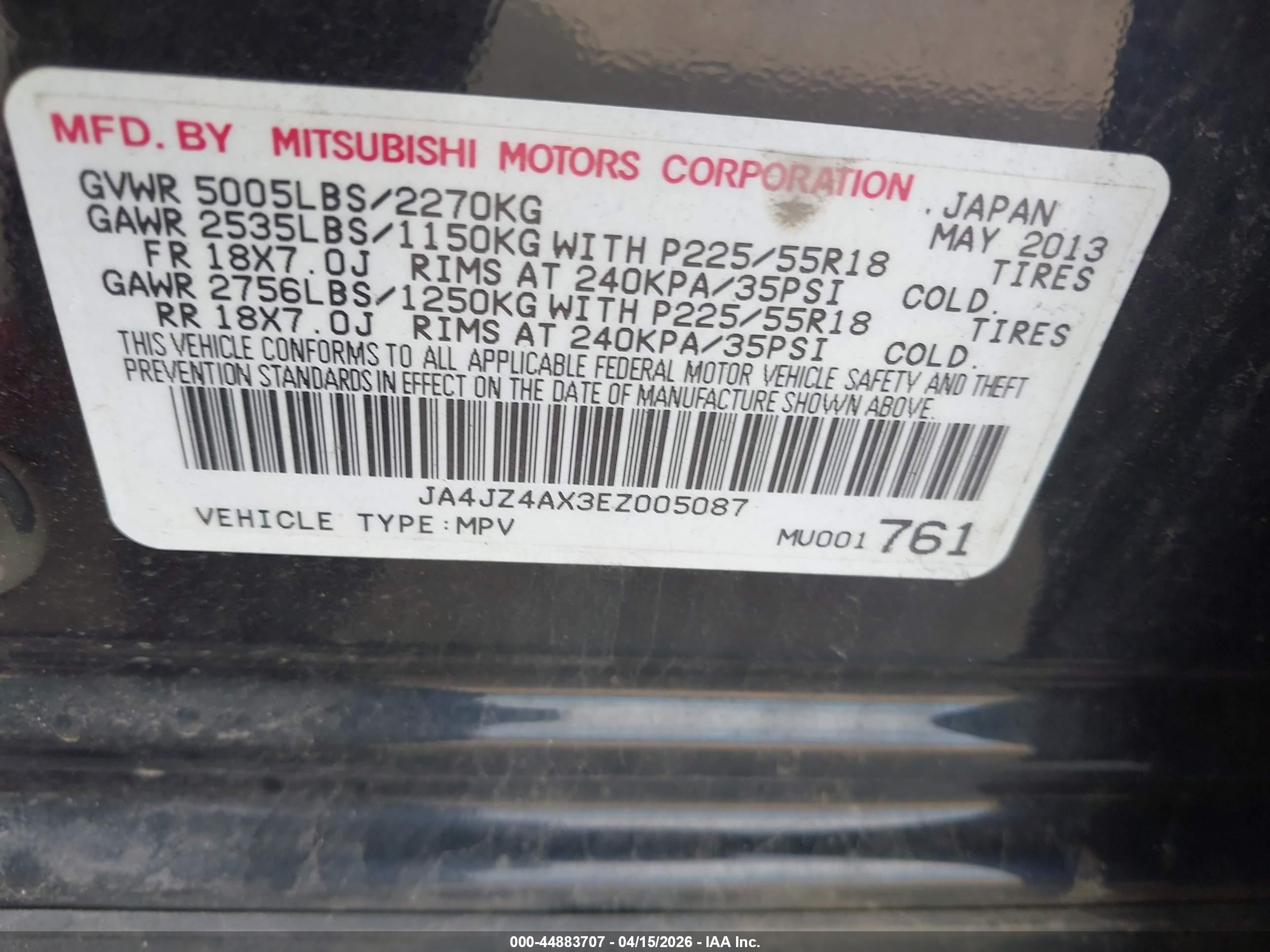 MITSUBISHI OUTLANDER image 9