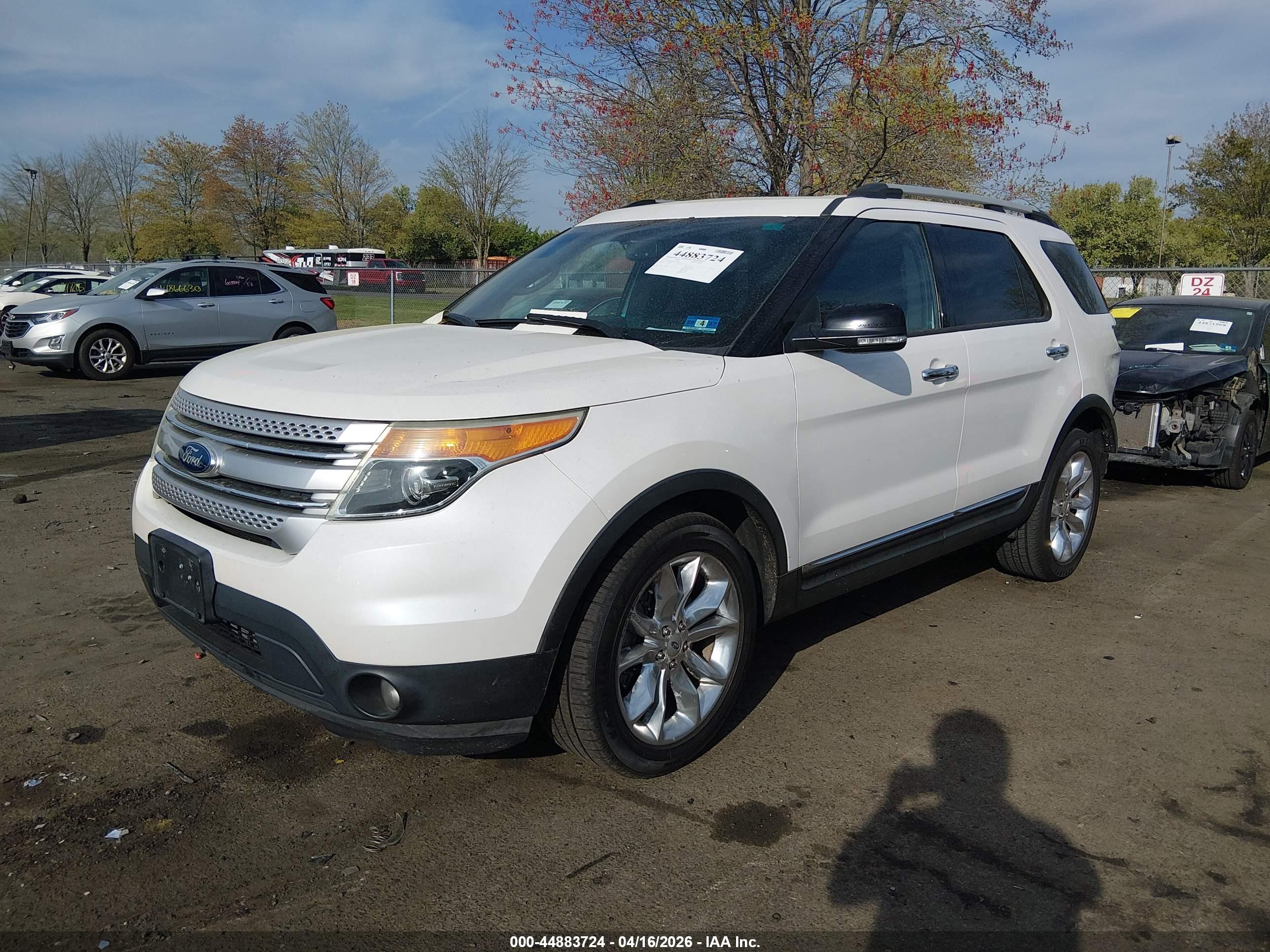 FORD EXPLORER image 2