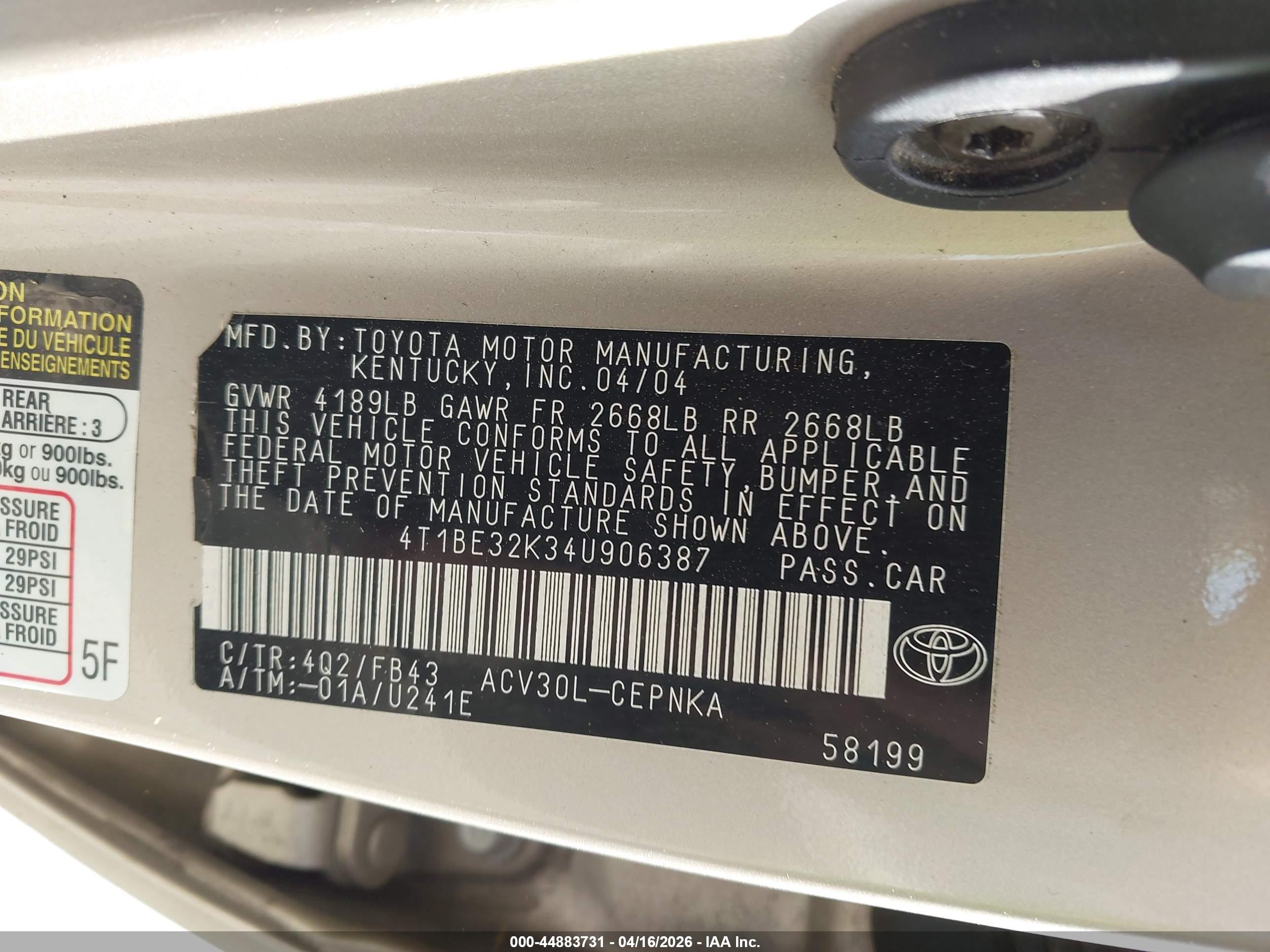 TOYOTA CAMRY image 9