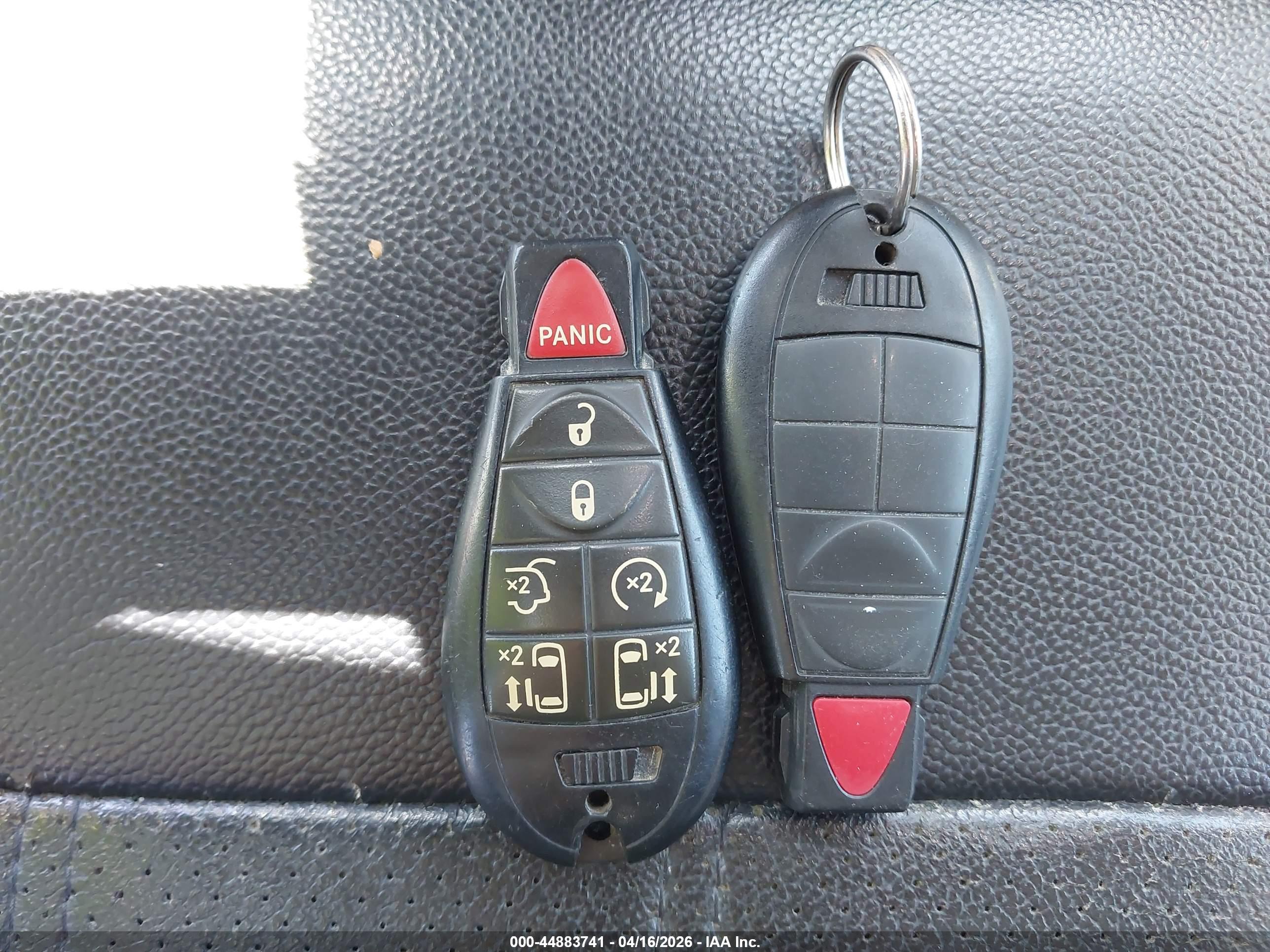 CHRYSLER TOWN image 11