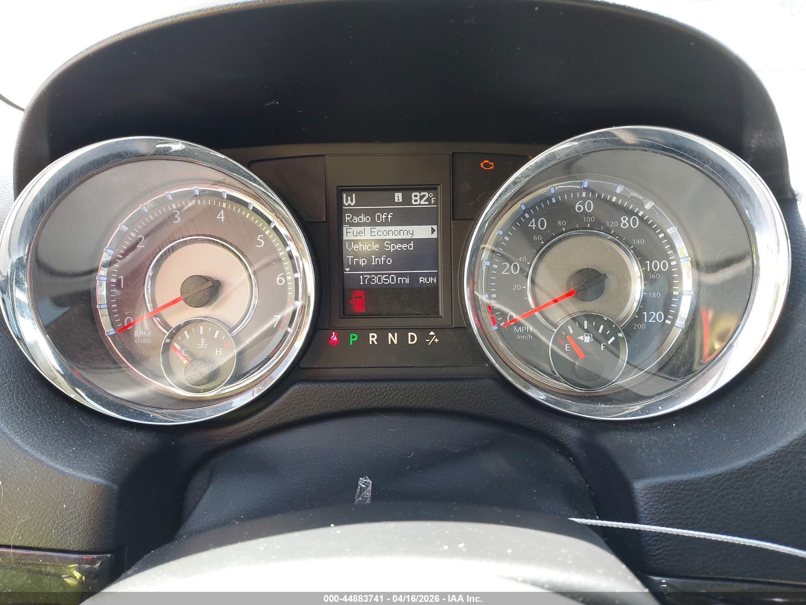 CHRYSLER TOWN image 7