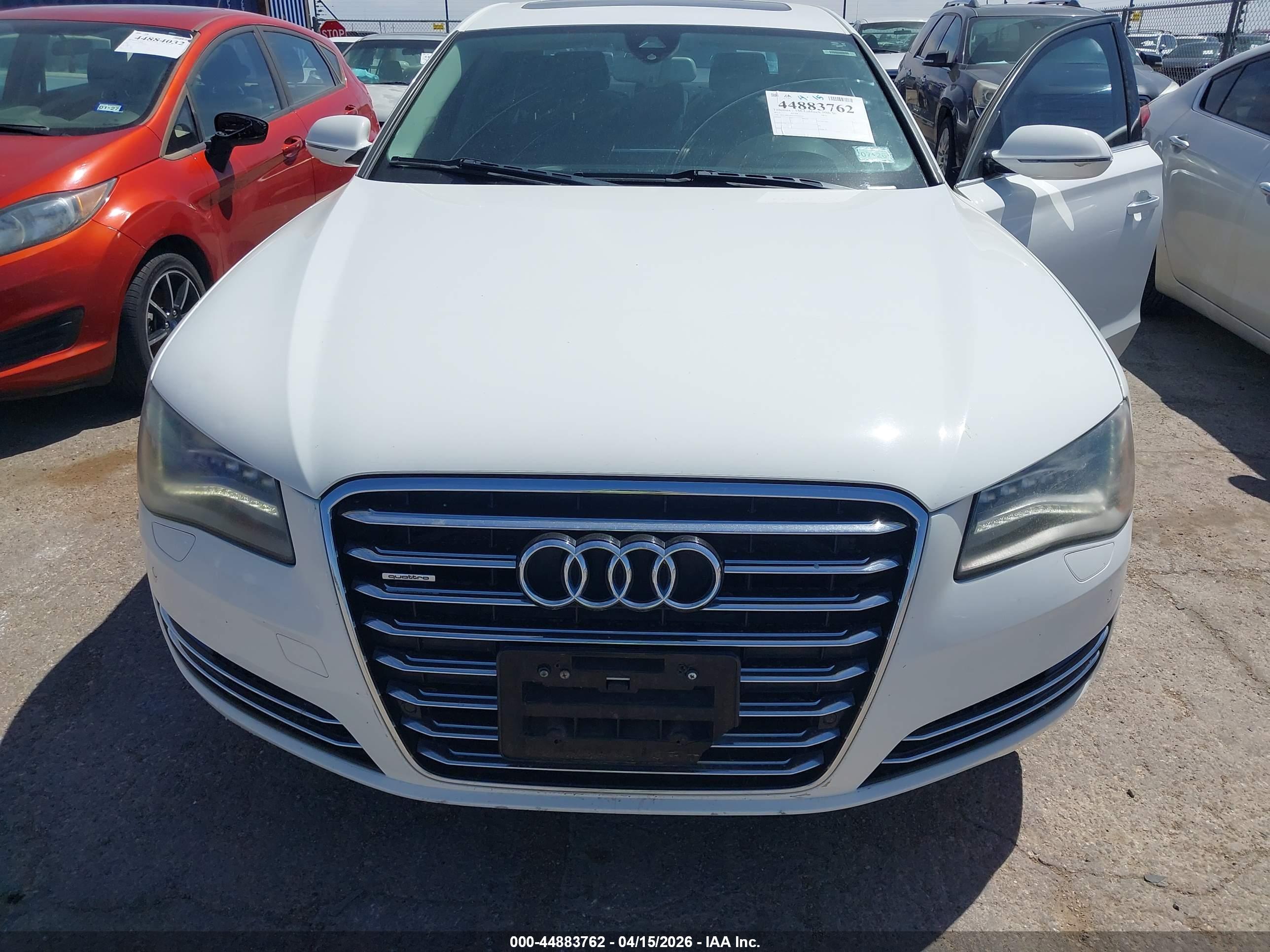 AUDI A8 image 6