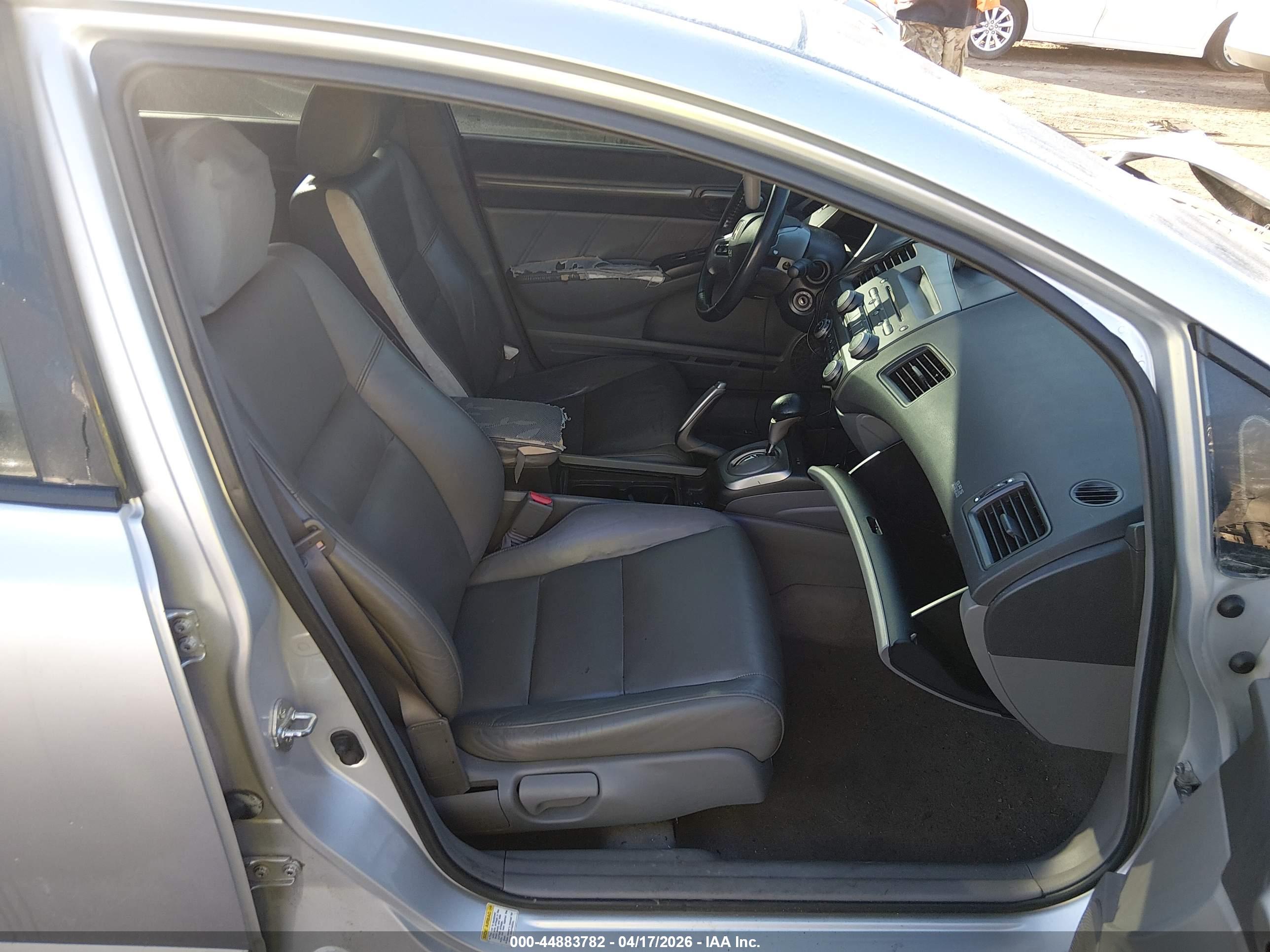 HONDA CIVIC image 5
