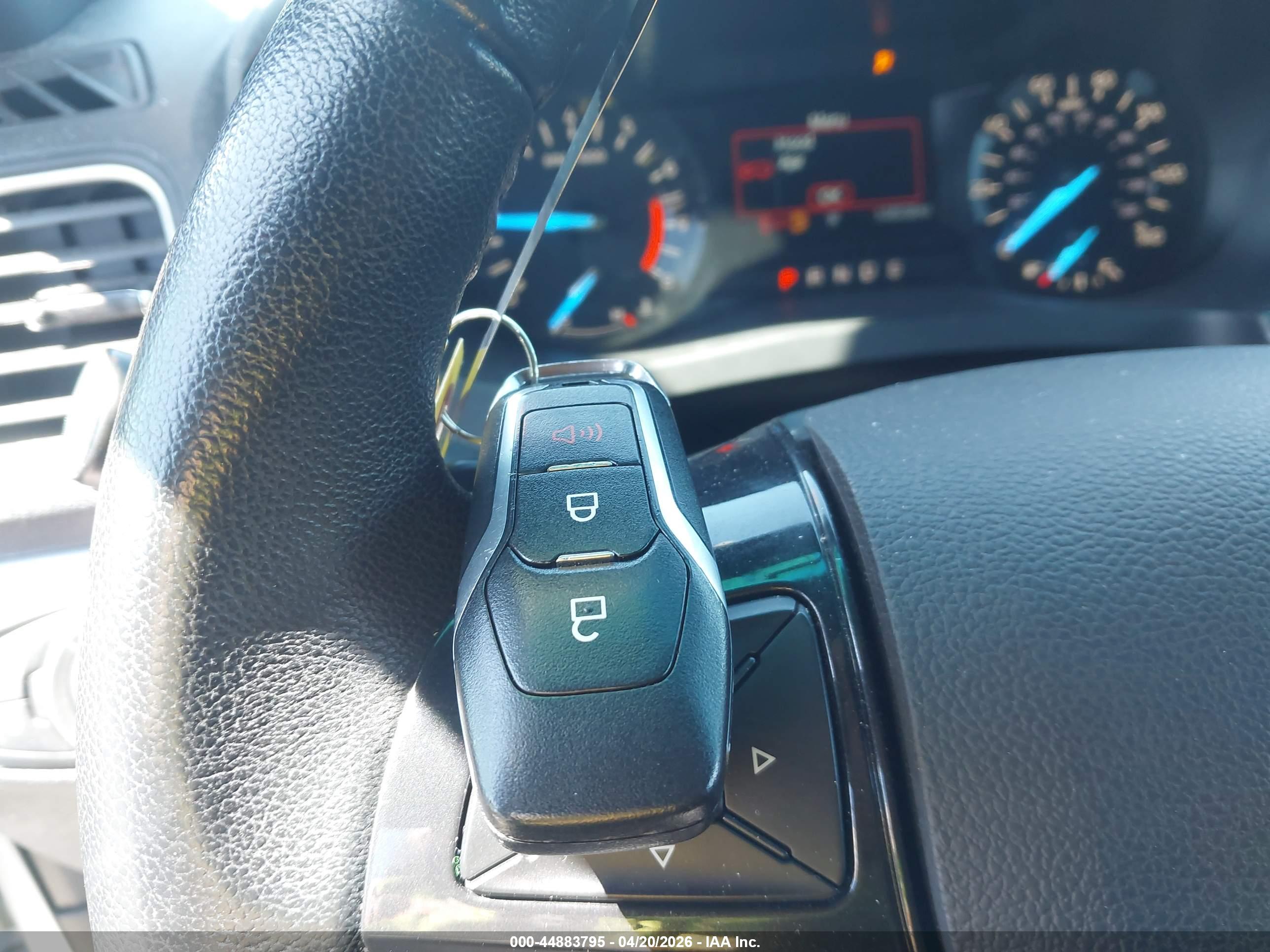 FORD EXPLORER image 11