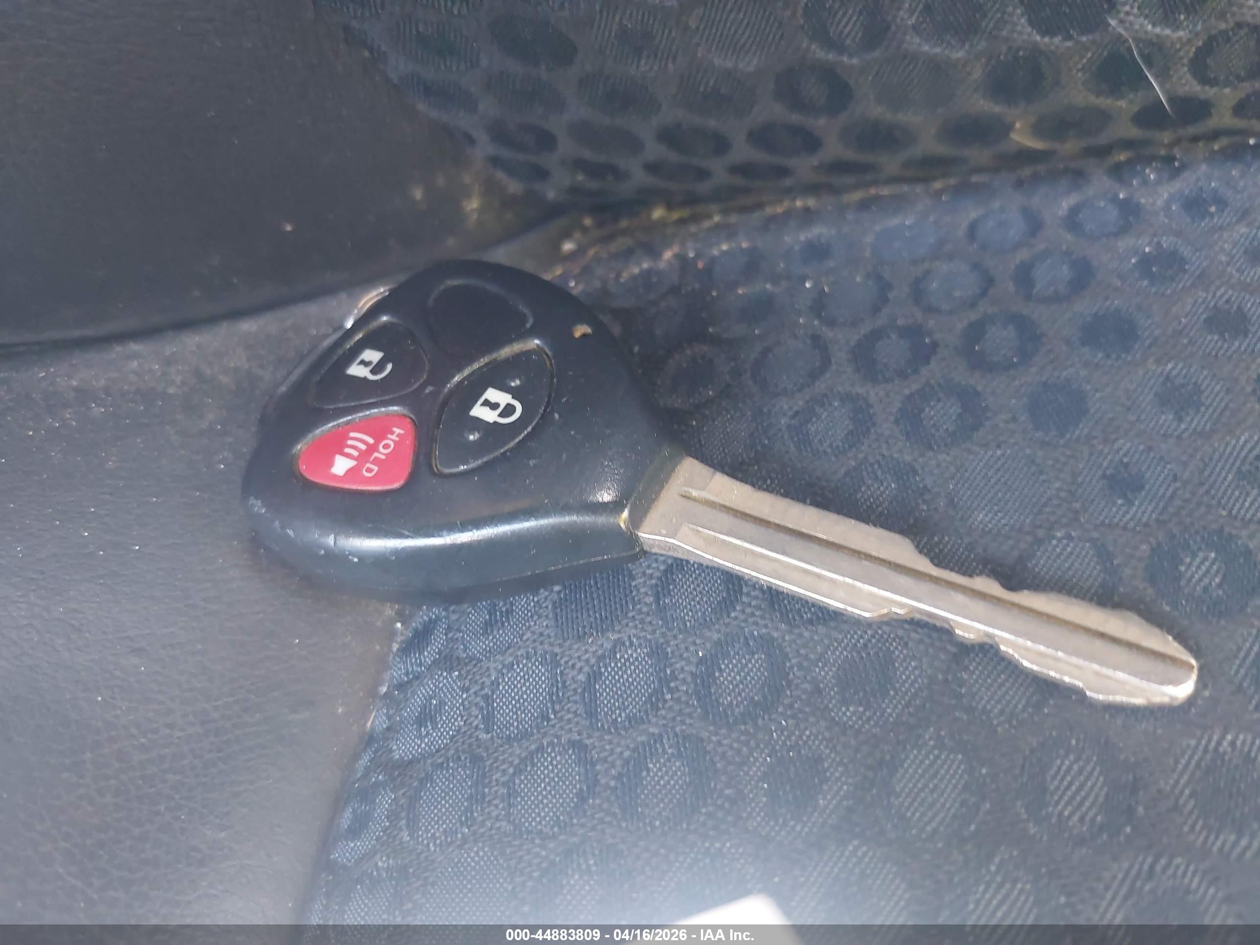 PONTIAC VIBE image 11