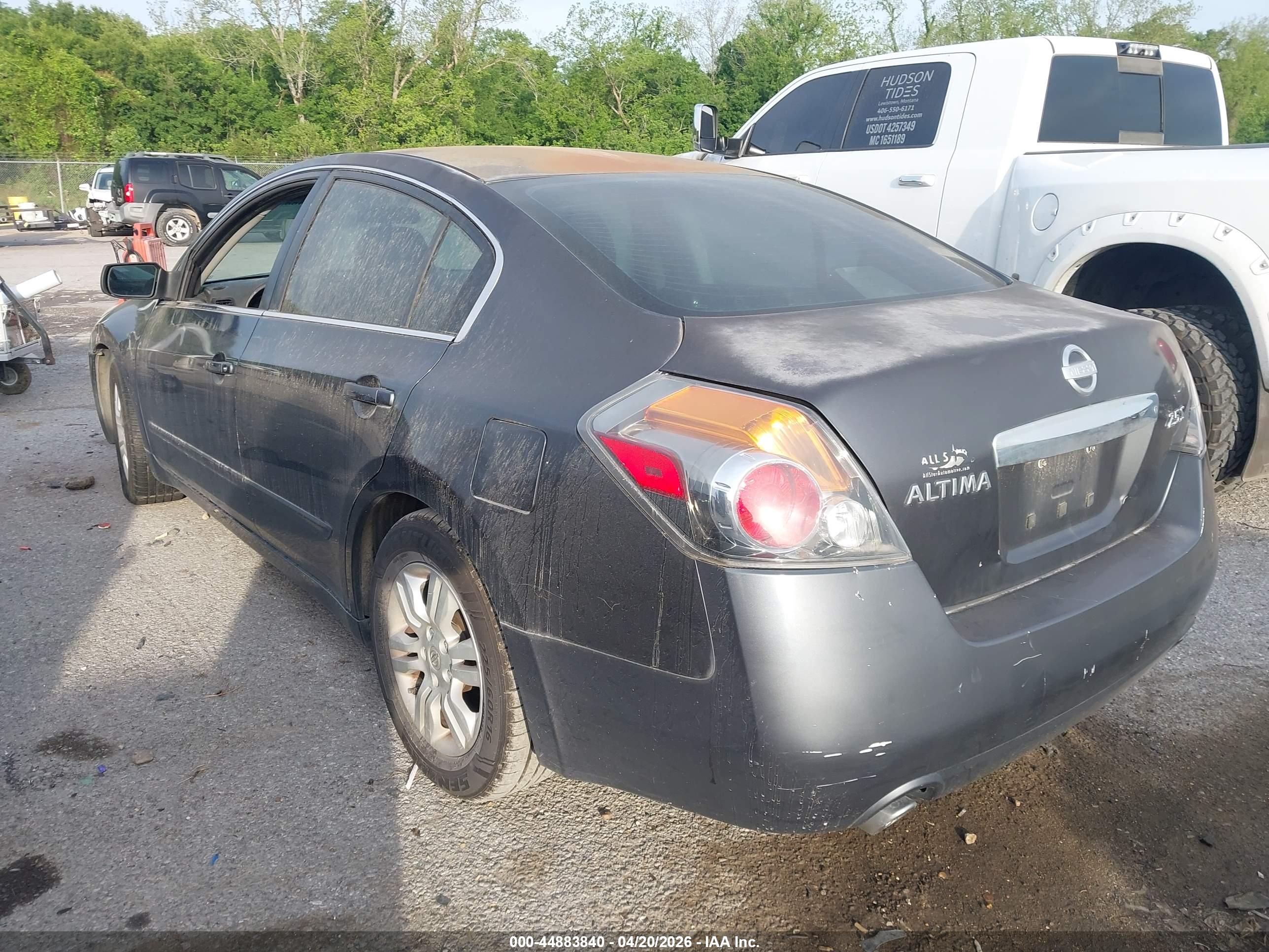 NISSAN ALTIMA image 3