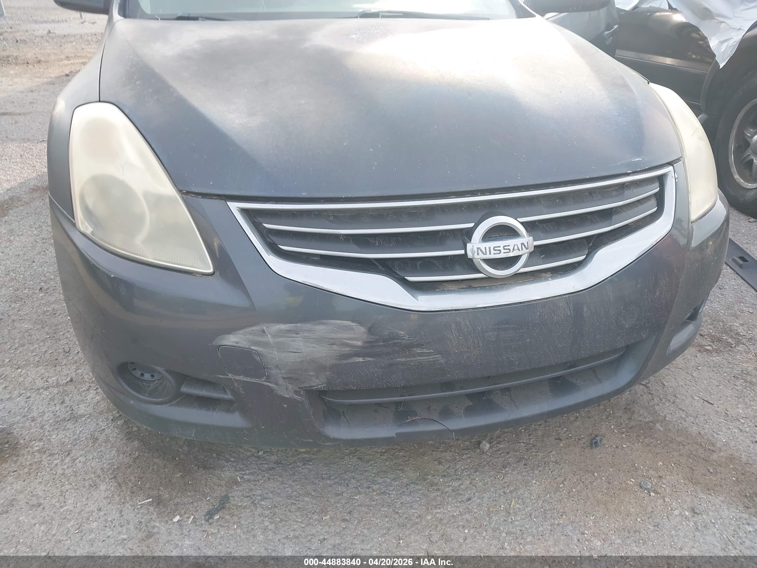 NISSAN ALTIMA image 6