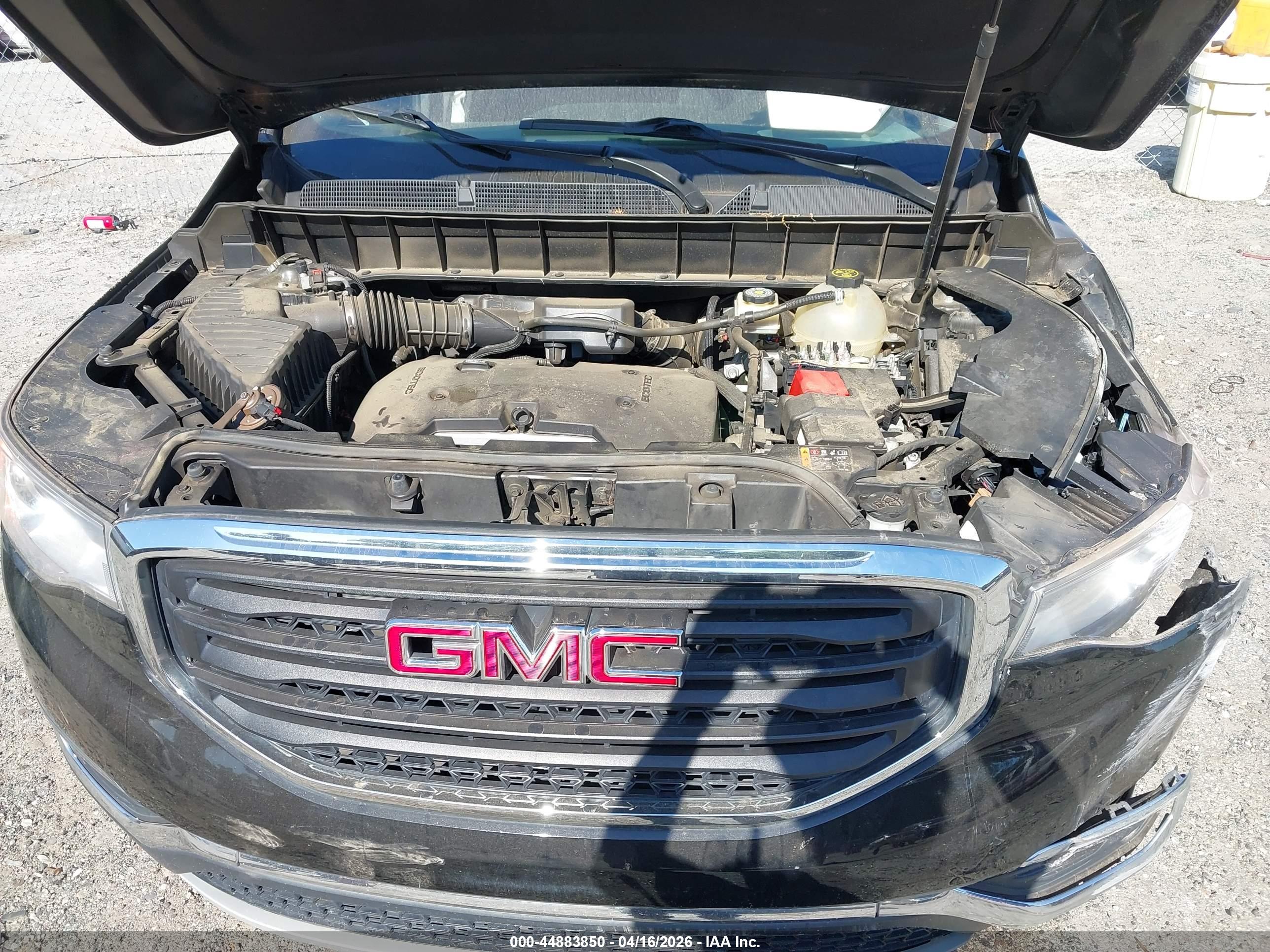 GMC ACADIA image 10