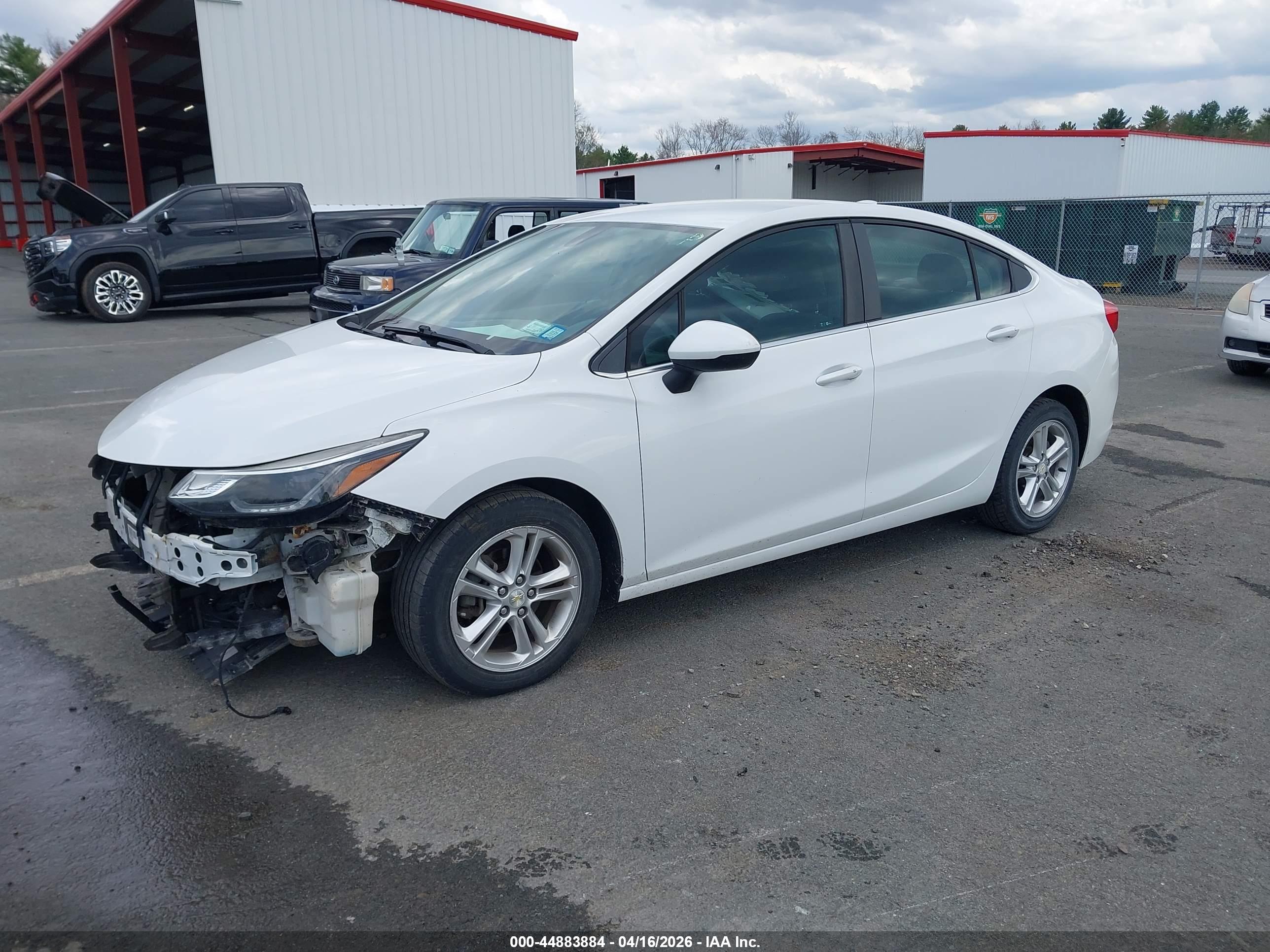 CHEVROLET CRUZE image 2