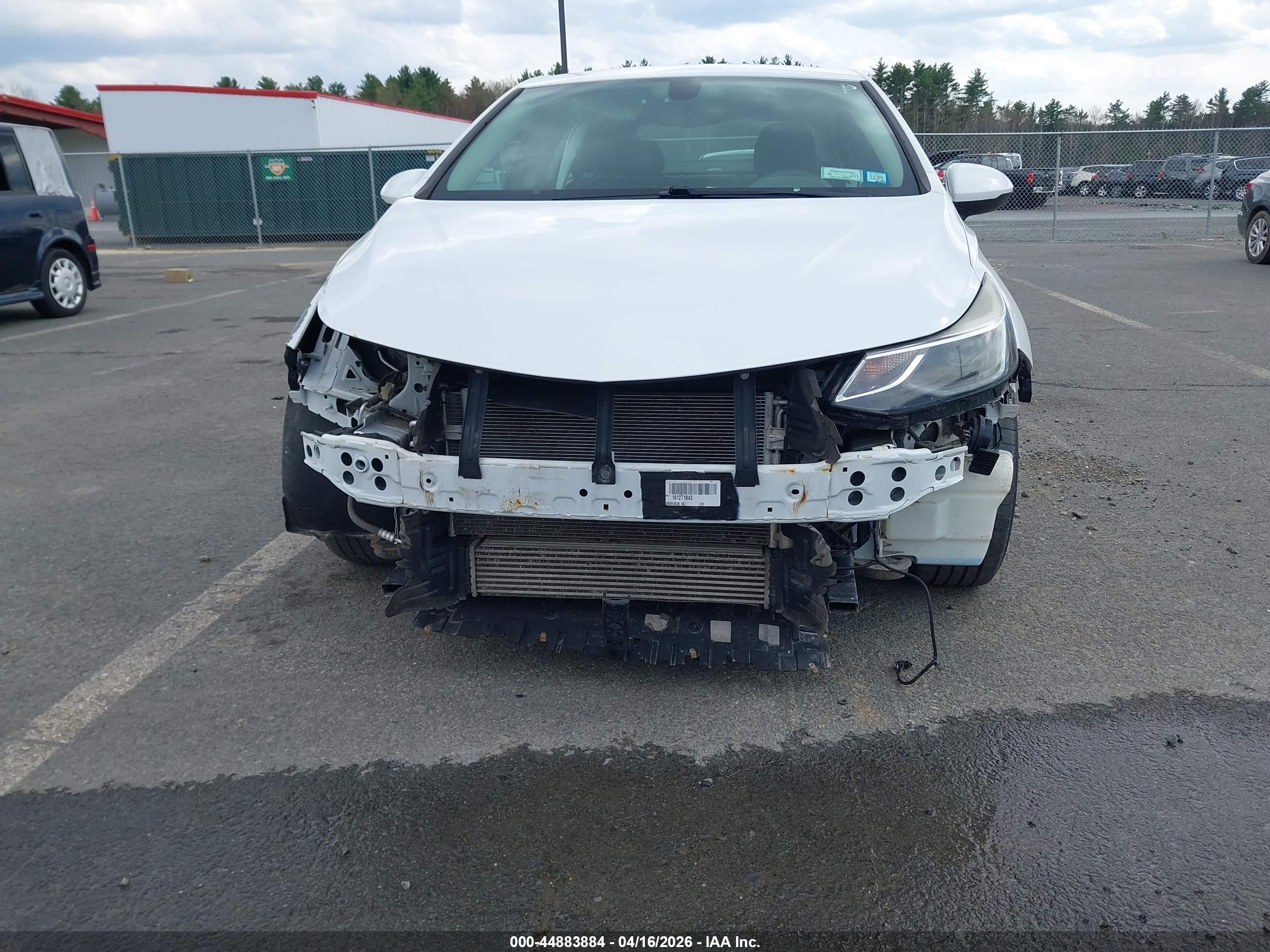 CHEVROLET CRUZE image 6