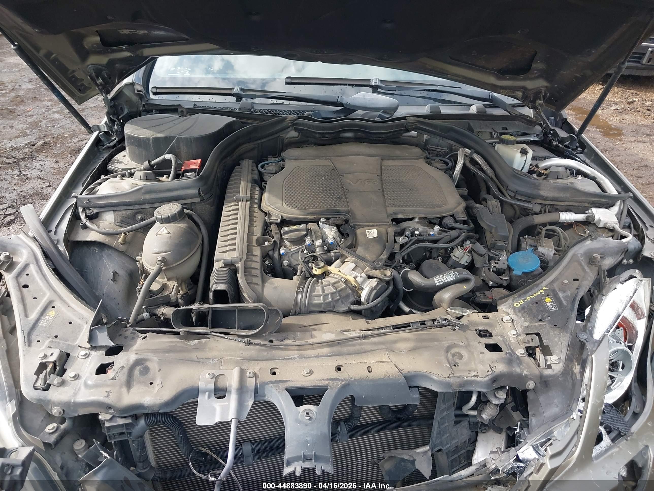 MERCEDES-BENZ E image 10