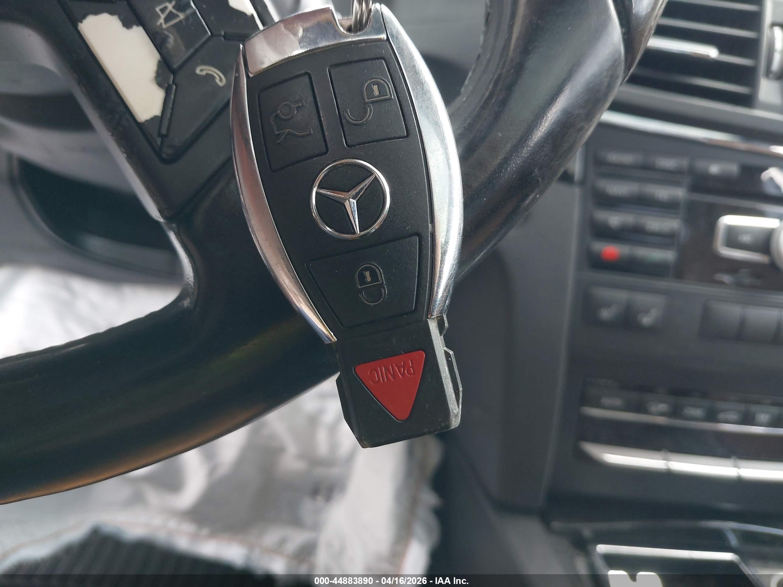 MERCEDES-BENZ E image 11
