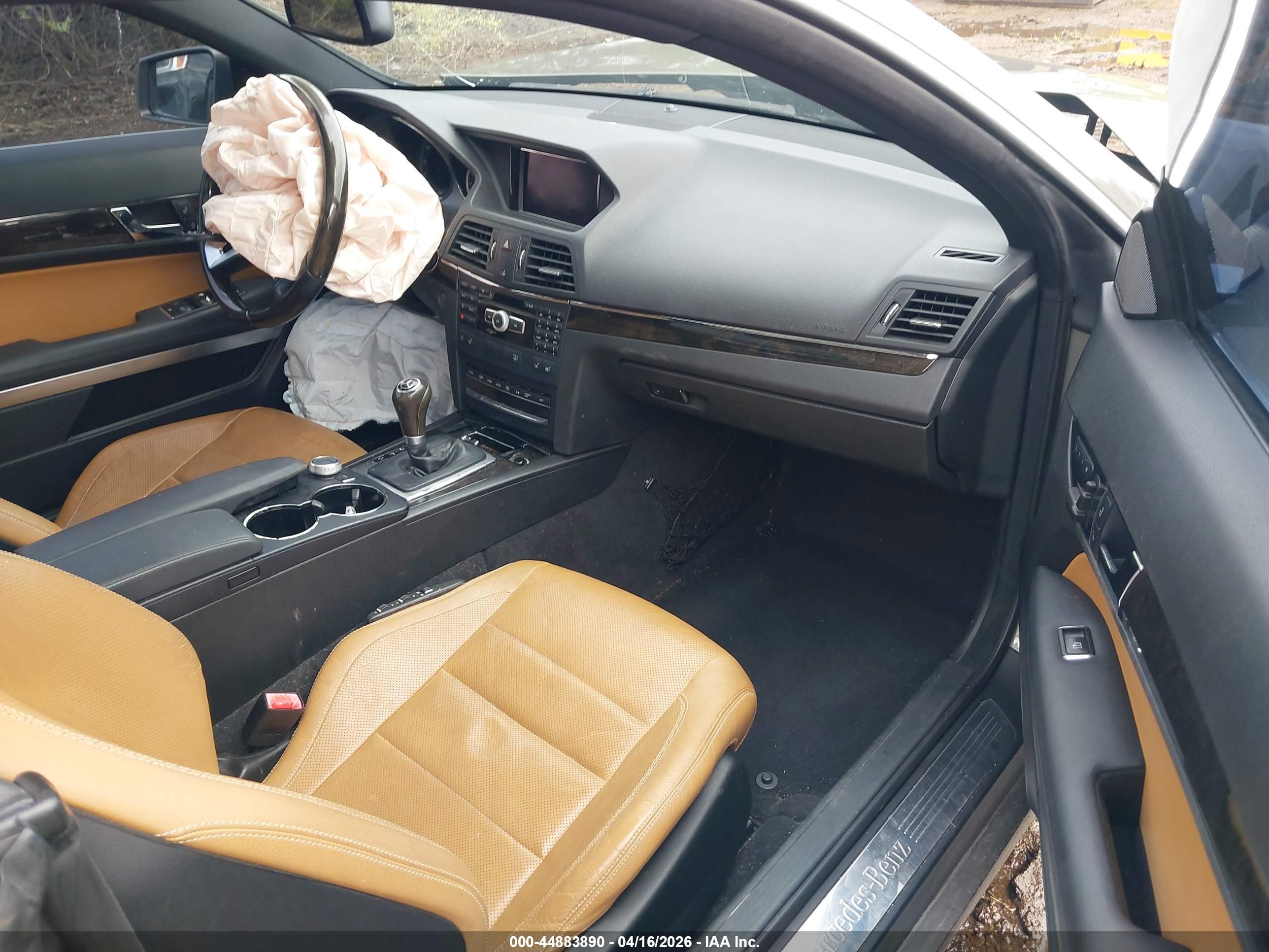 MERCEDES-BENZ E image 5