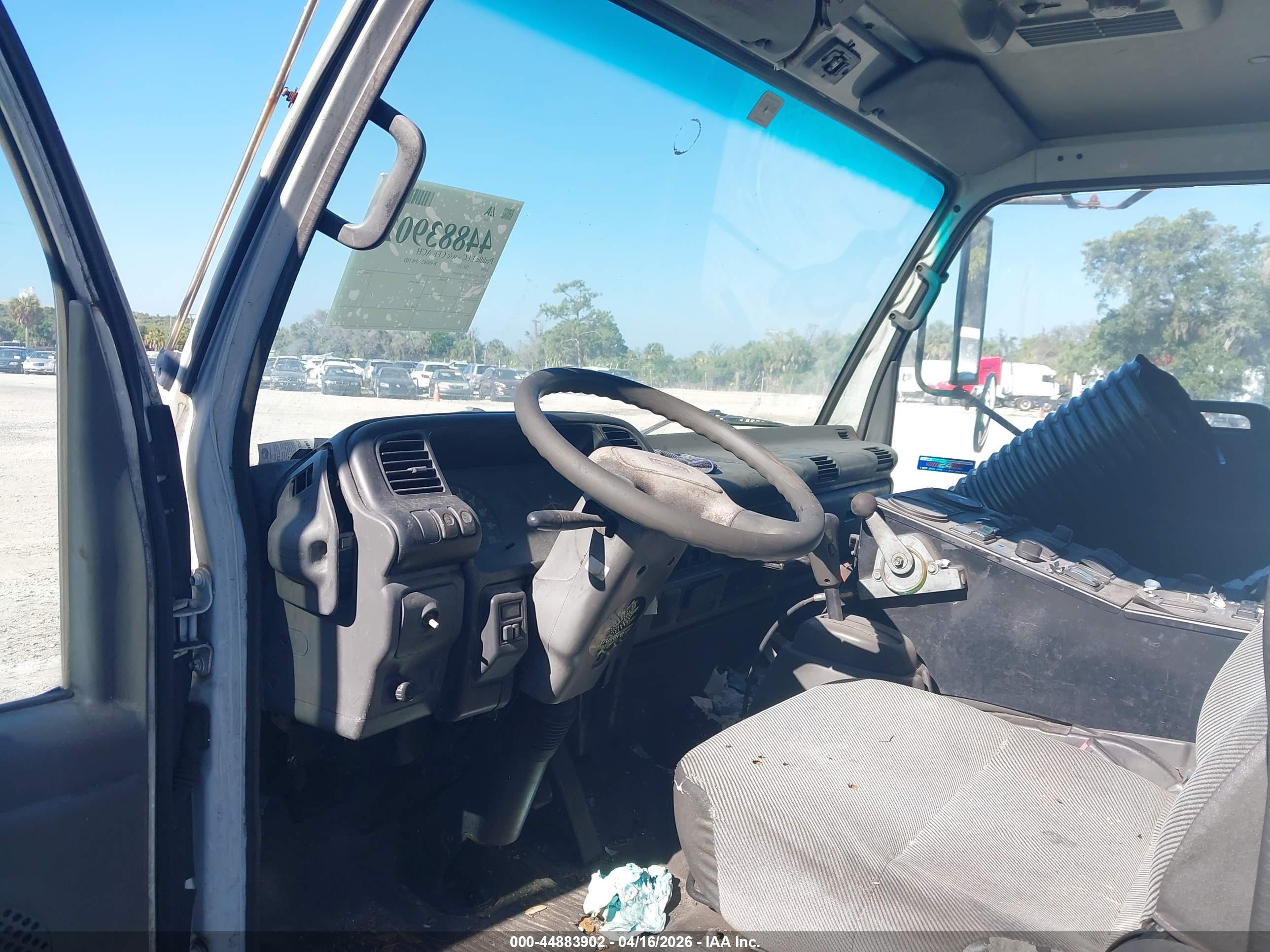 ISUZU W4S042 image 8