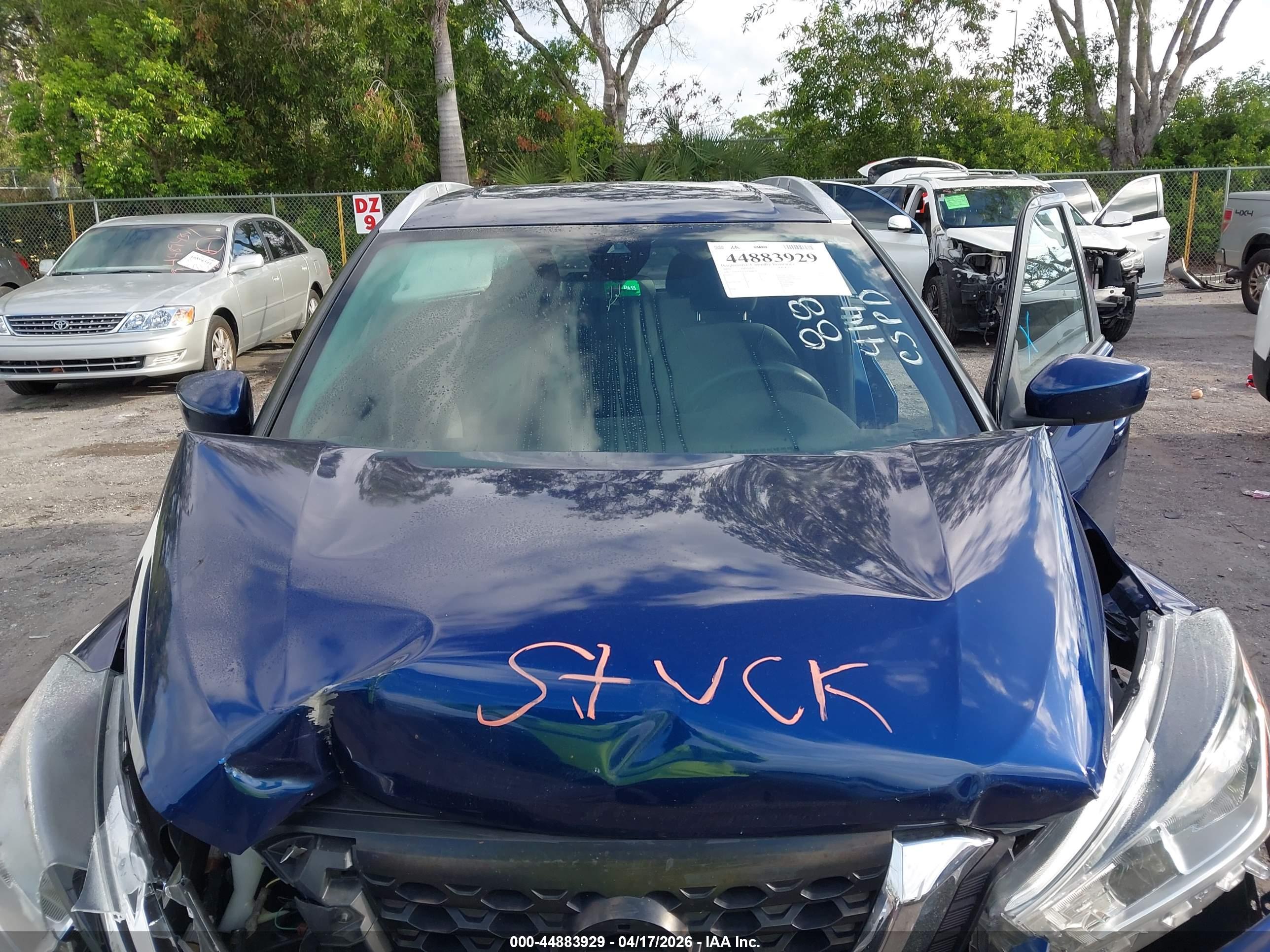 NISSAN KICKS image 10