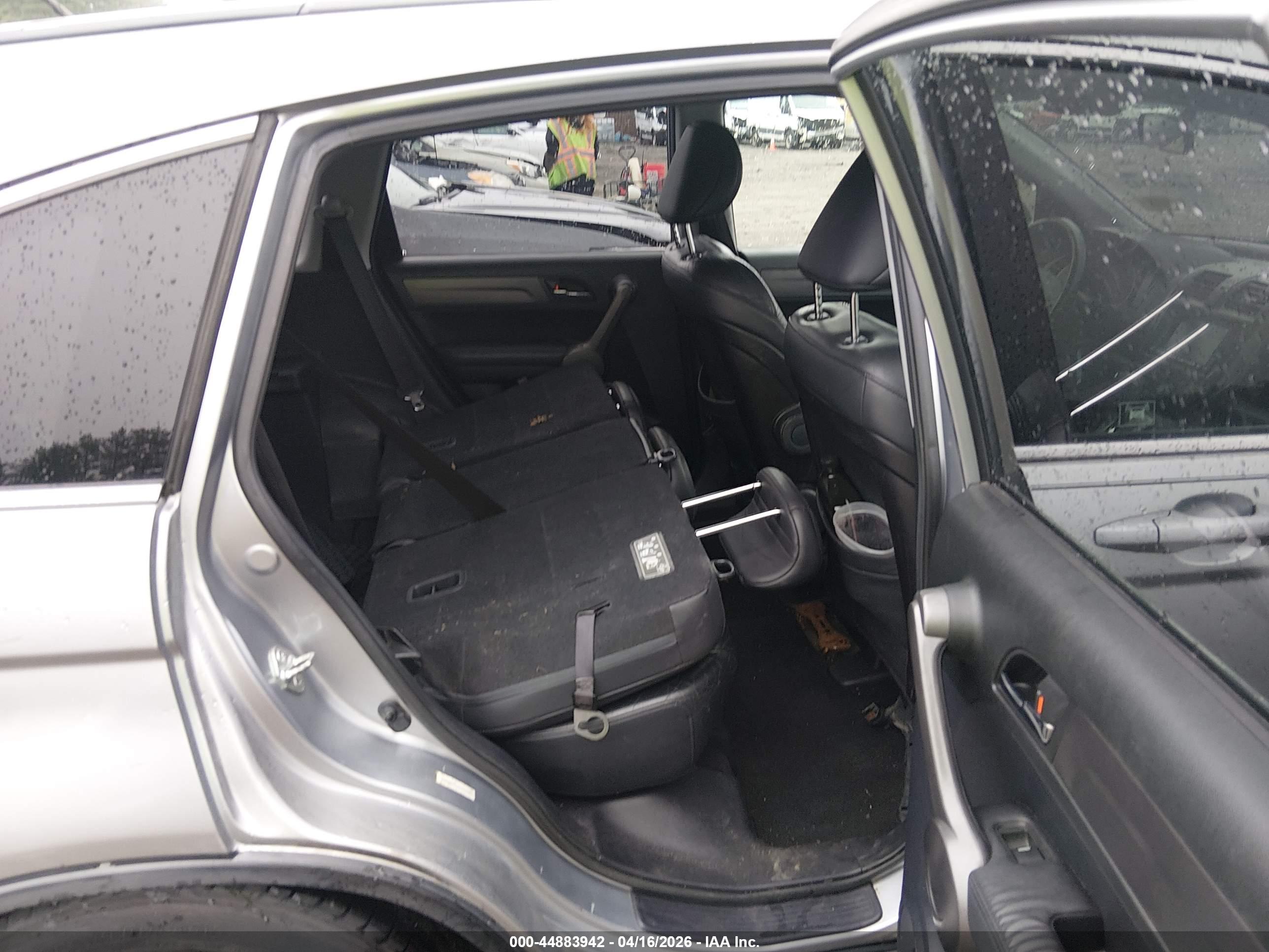 HONDA CR-V image 8
