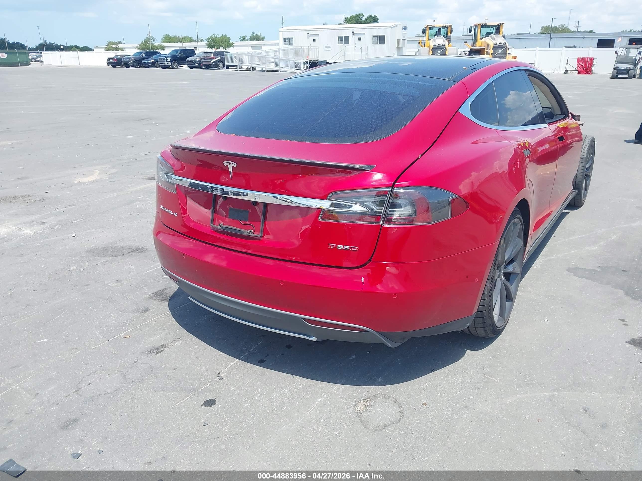 TESLA MODEL image 4