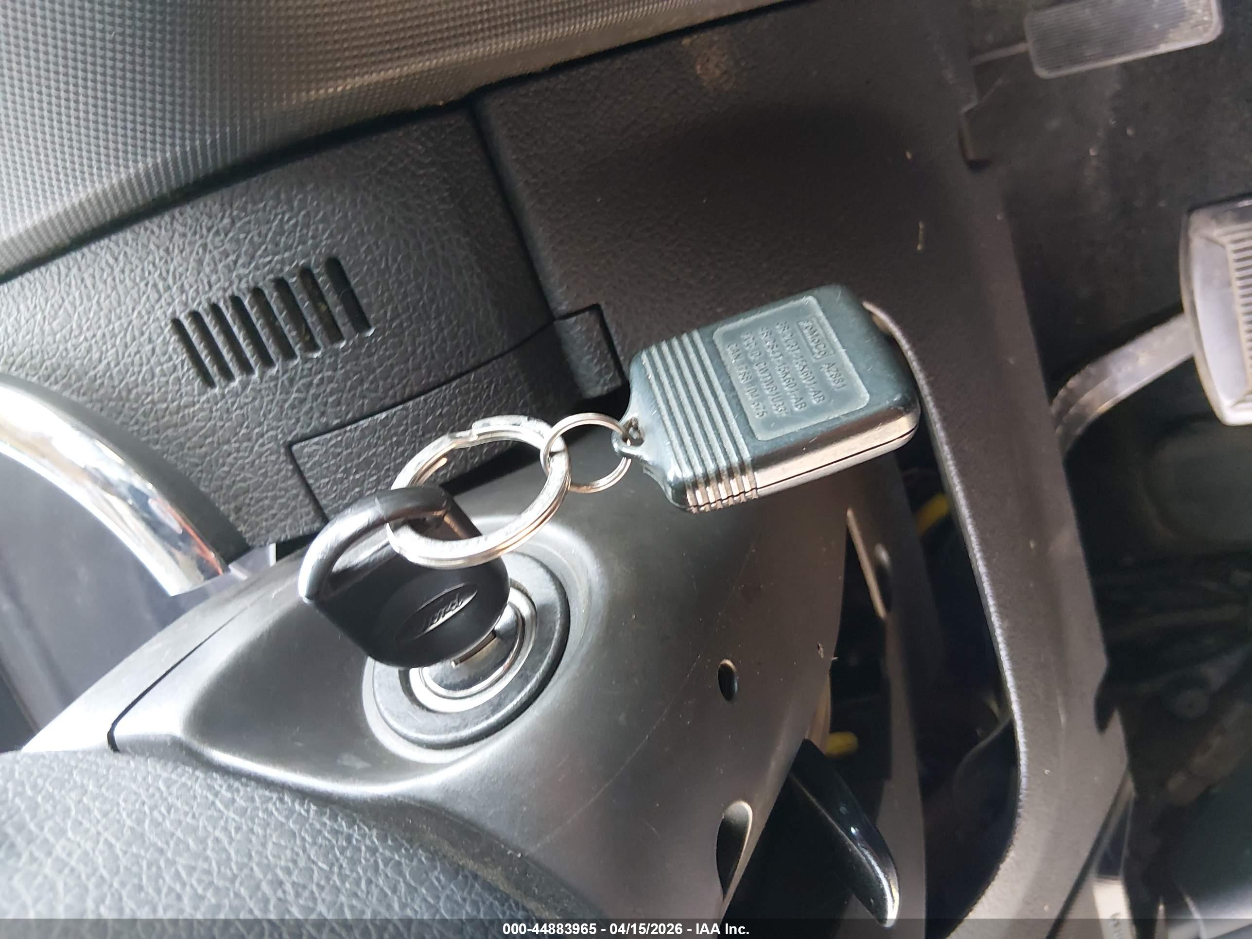FORD EXPLORER image 11