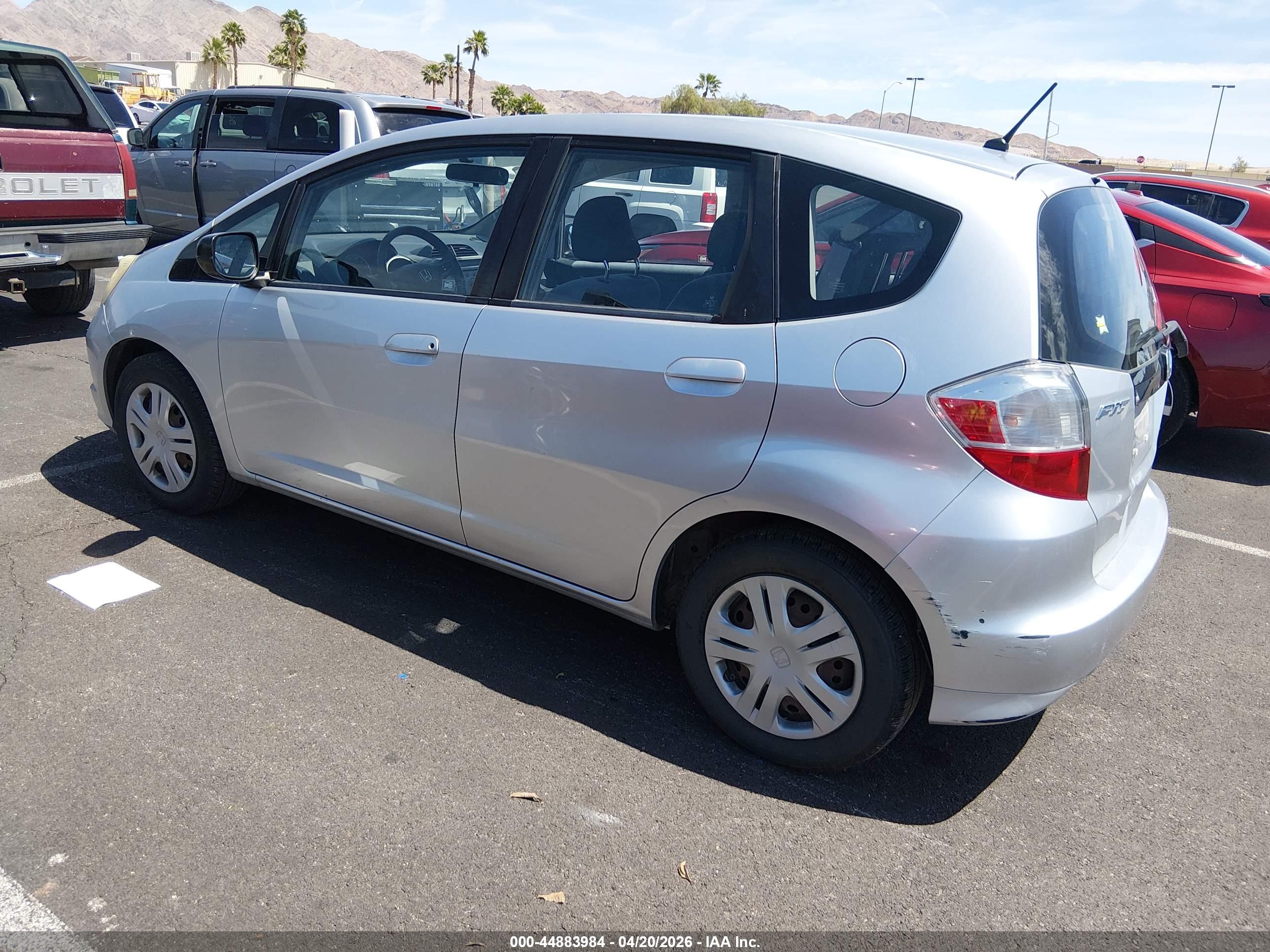 HONDA FIT image 3