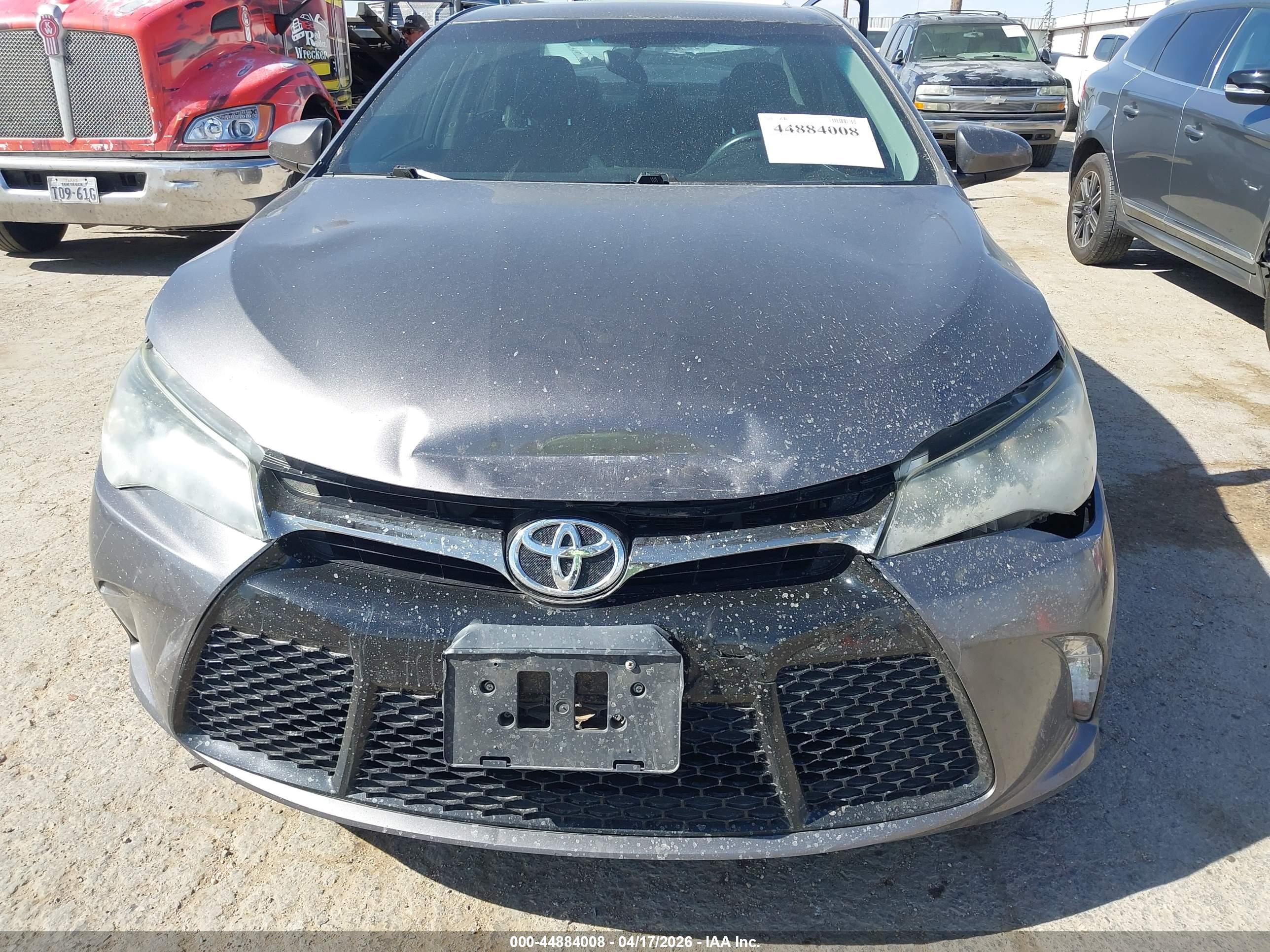 TOYOTA CAMRY image 6