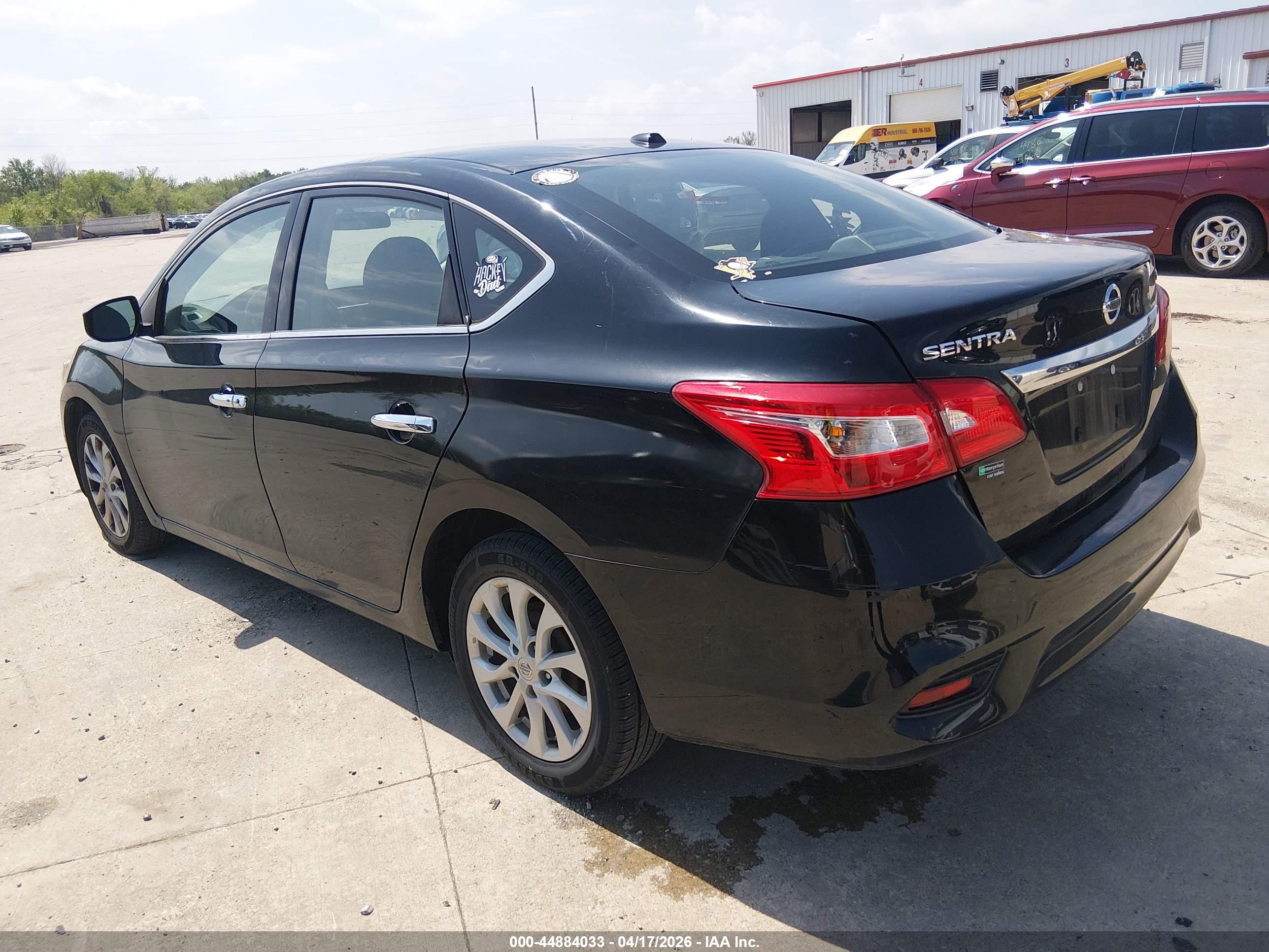 NISSAN SENTRA image 3