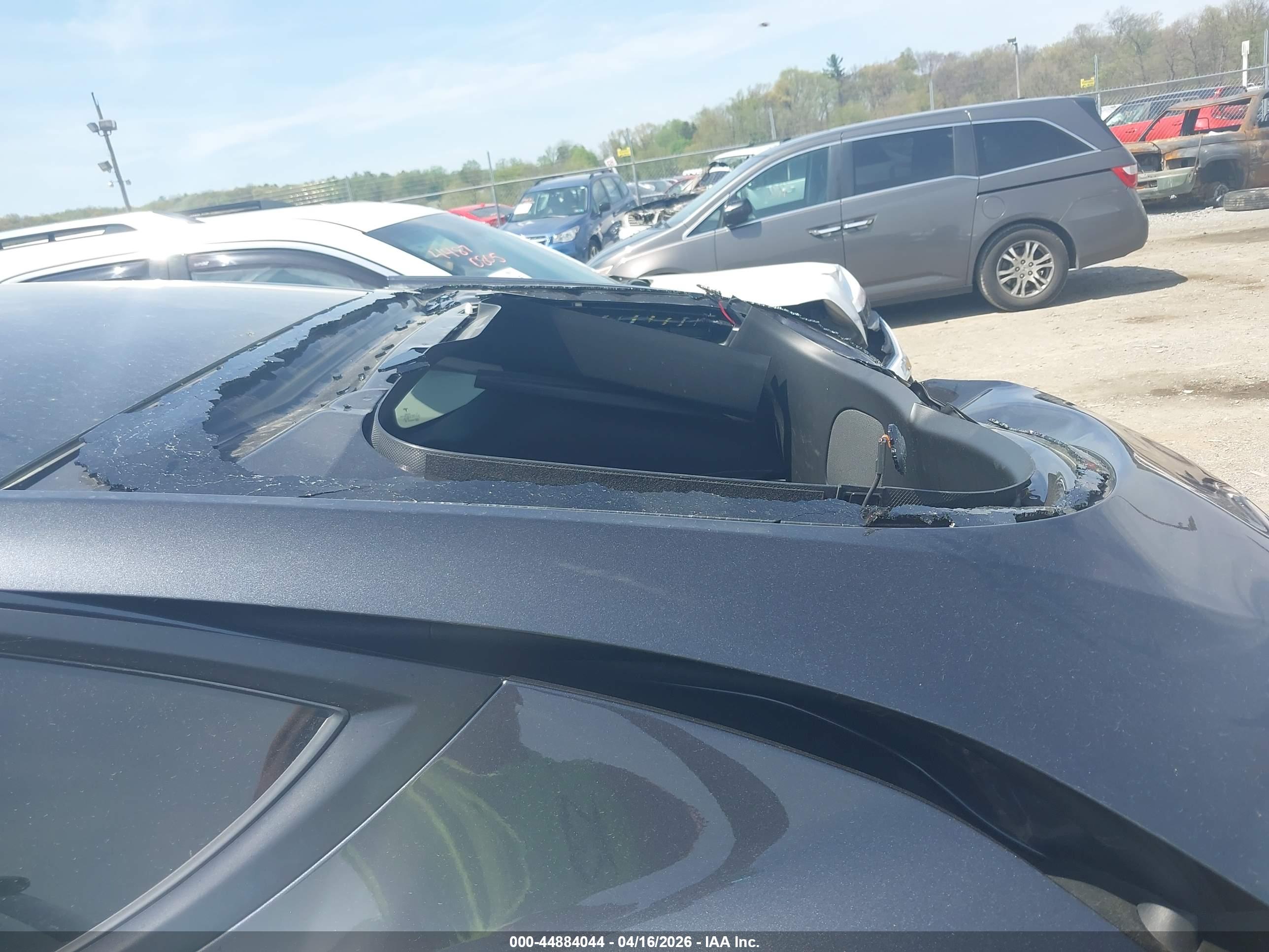 TESLA MODEL image 6