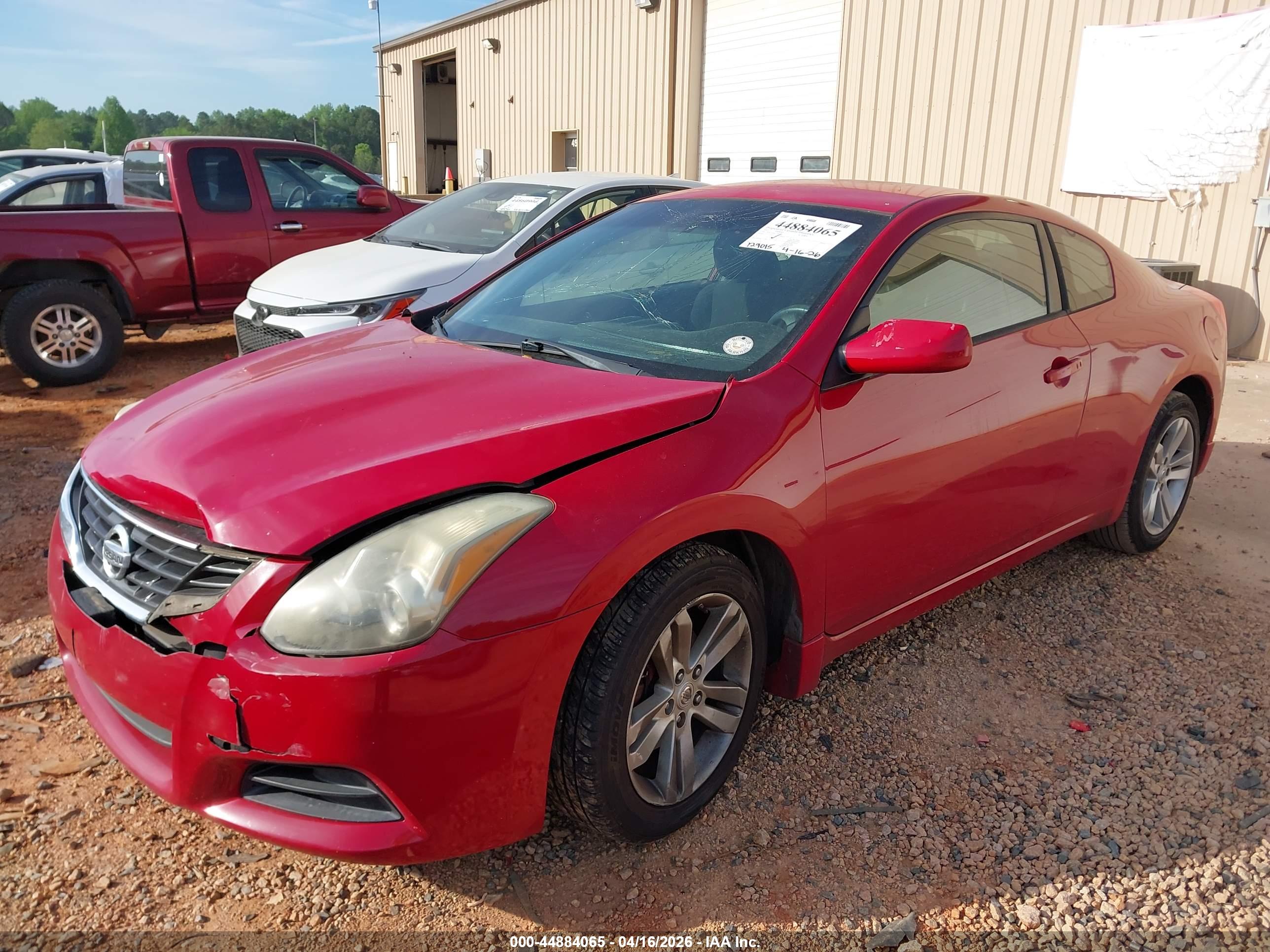 NISSAN ALTIMA image 2