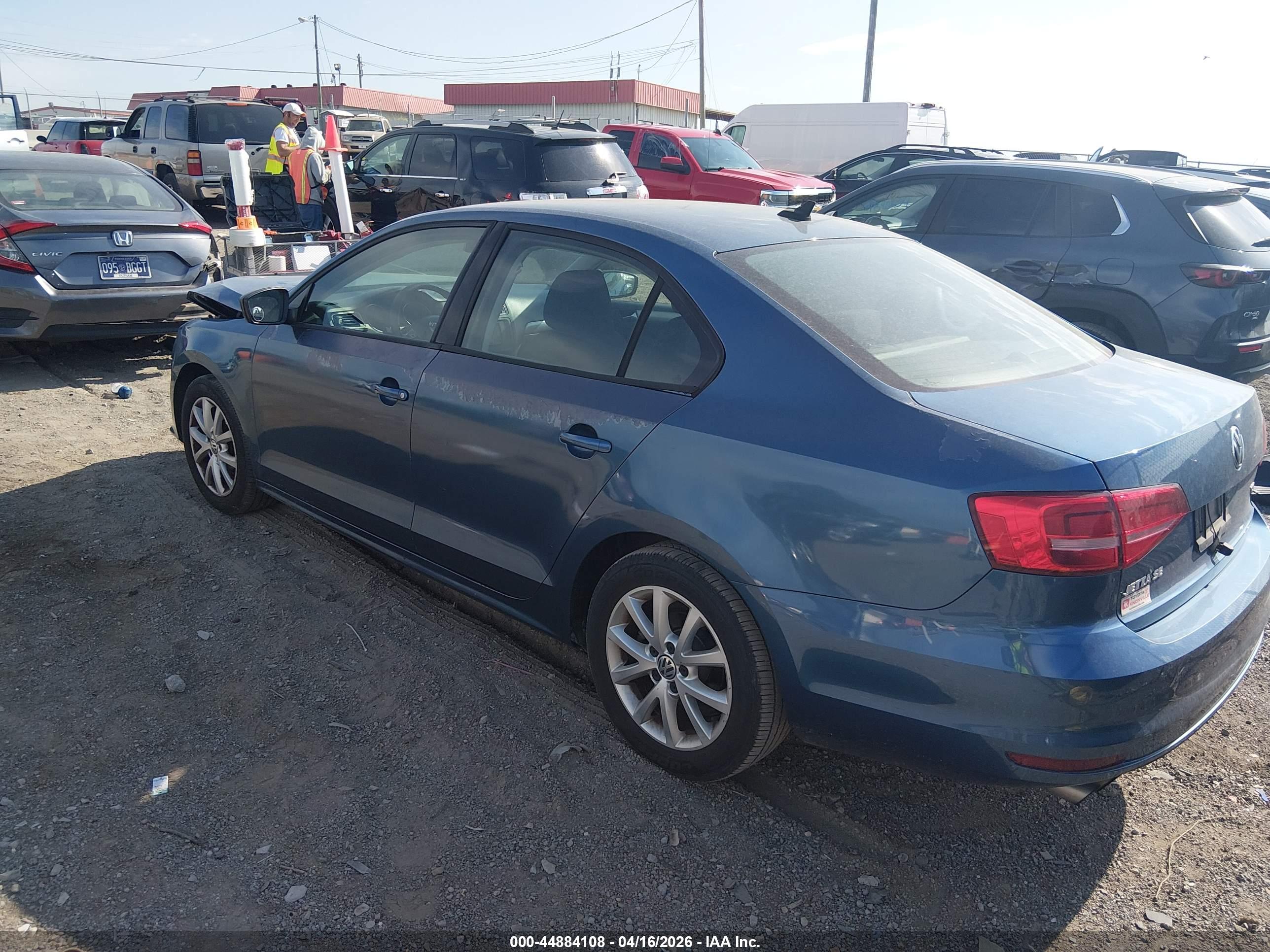 VOLKSWAGEN JETTA image 3