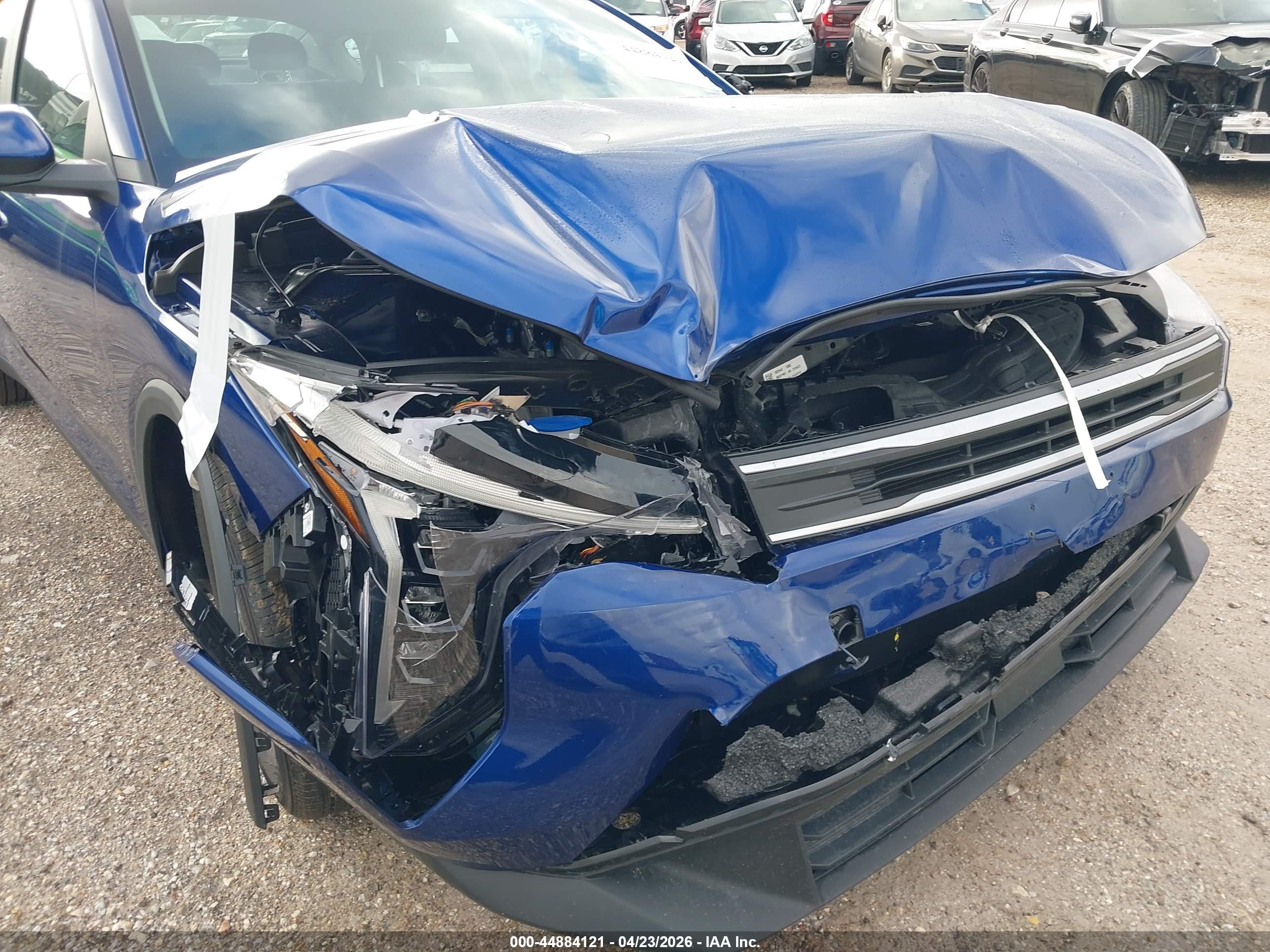 KIA K4 image 6