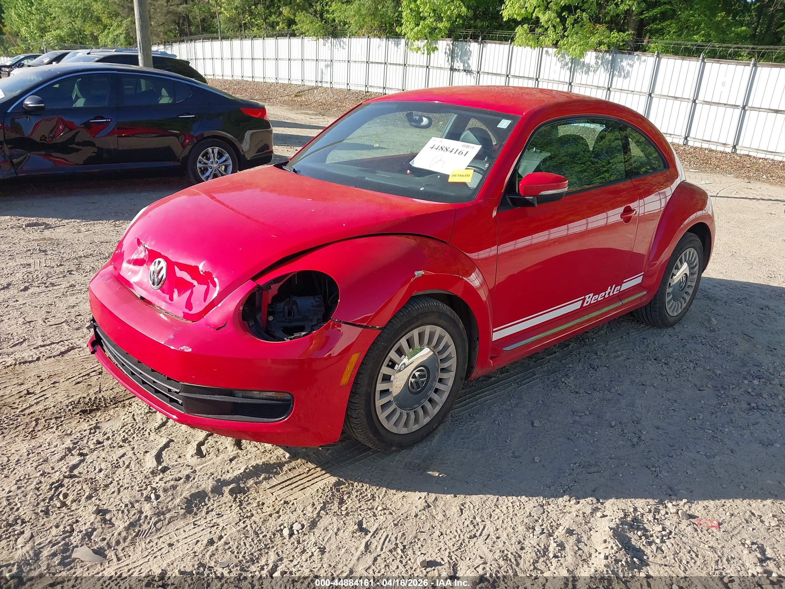 VOLKSWAGEN BEETLE image 2