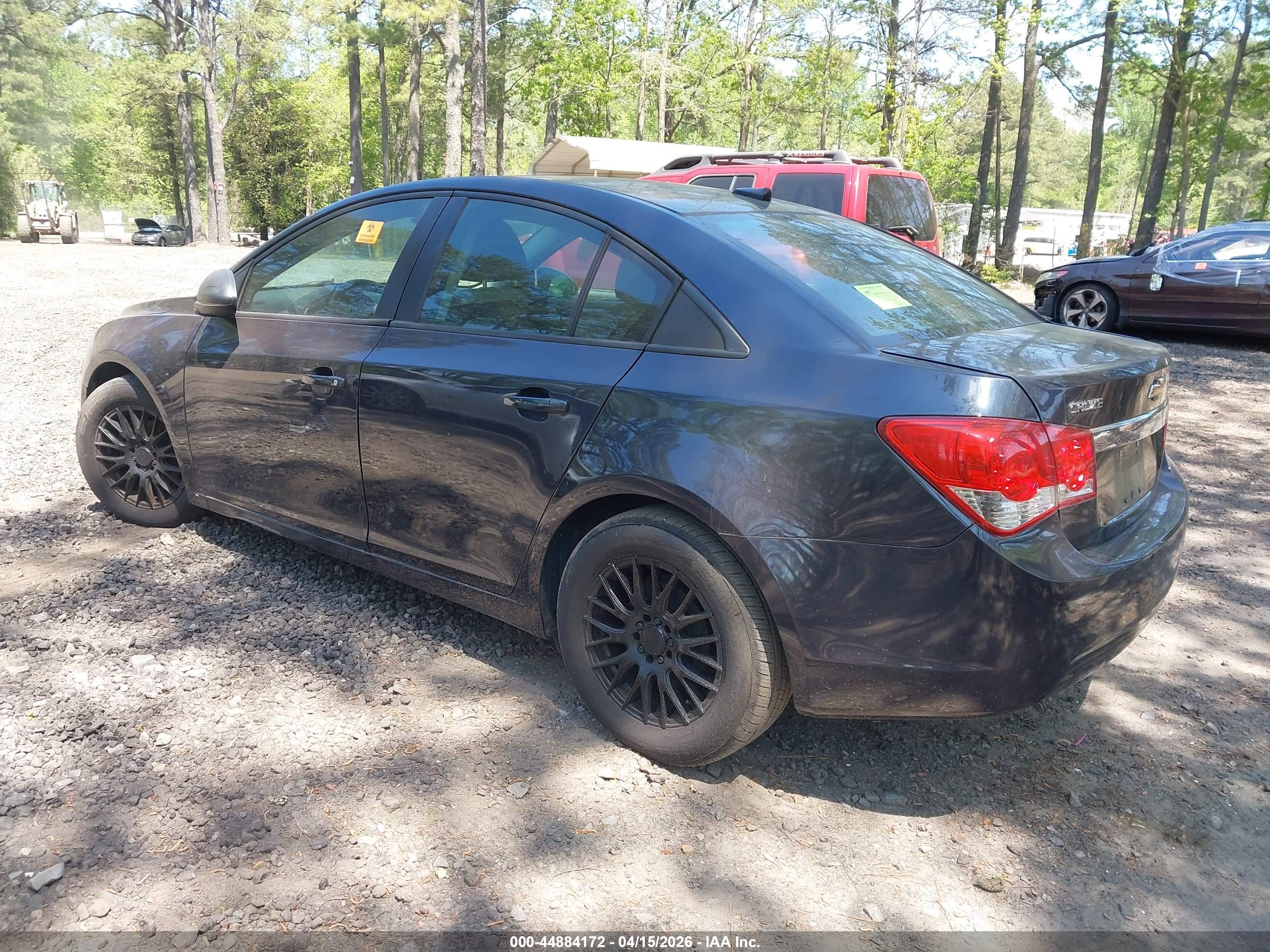 CHEVROLET CRUZE image 3