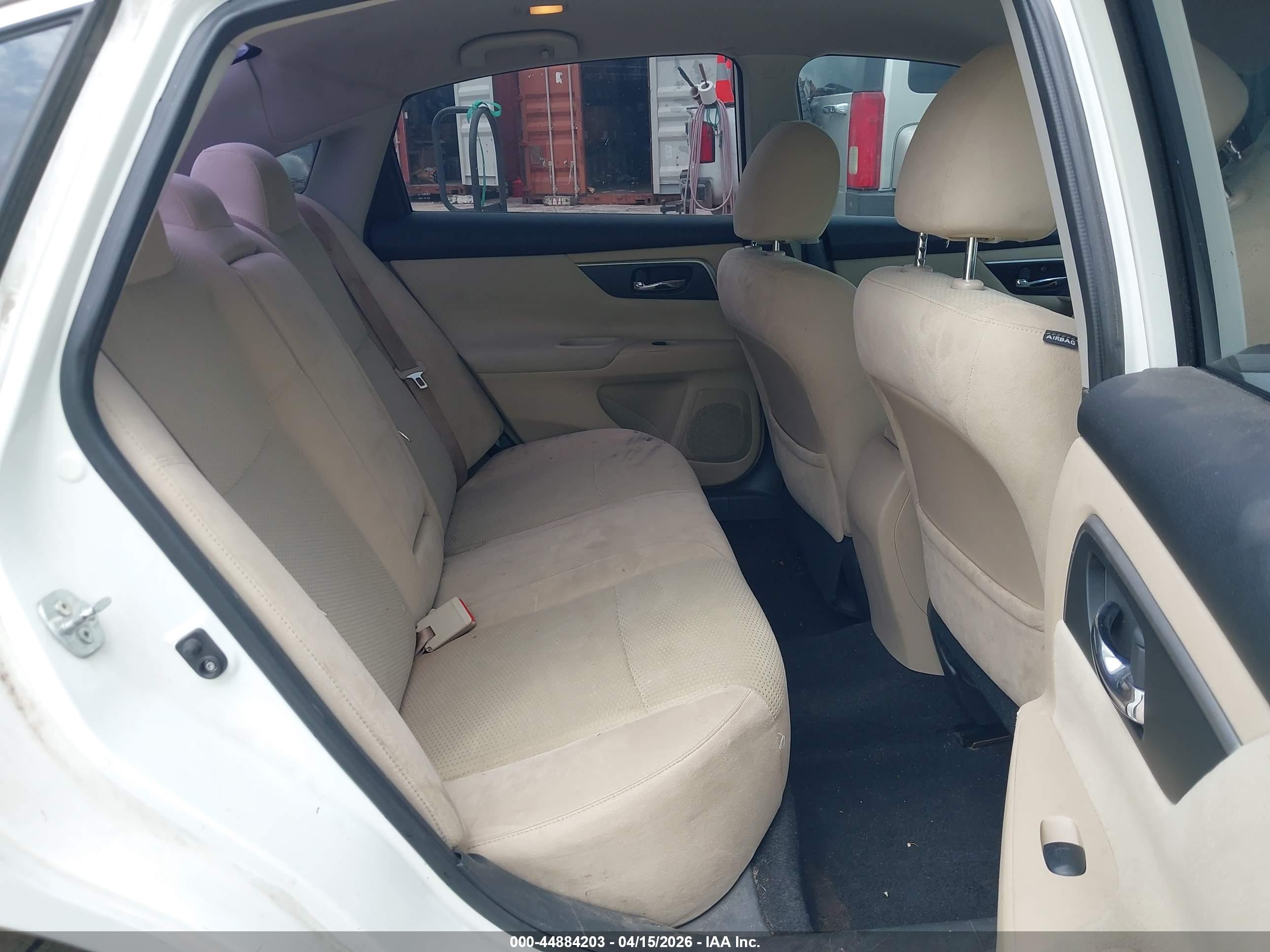 NISSAN ALTIMA image 8