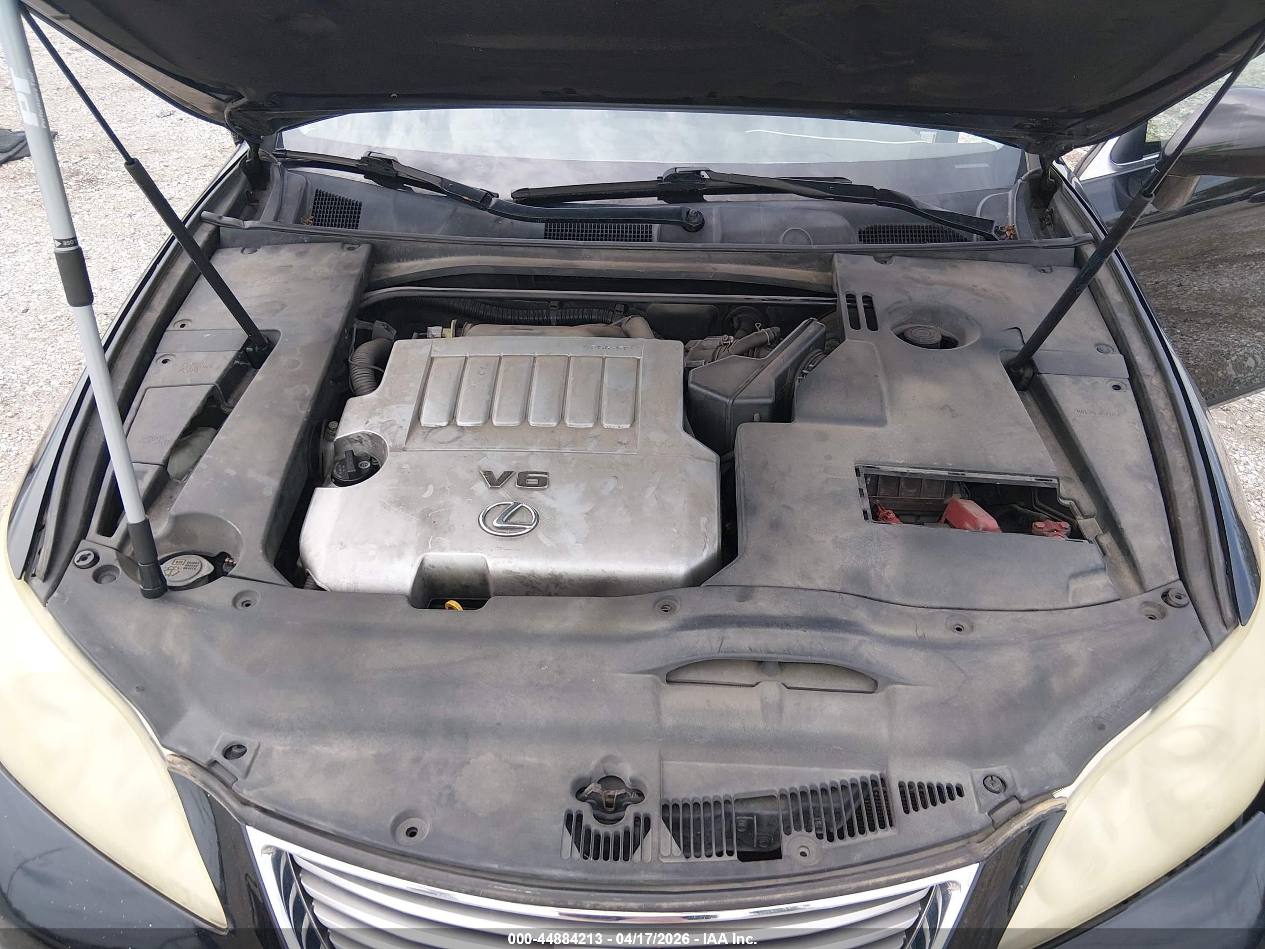 LEXUS ES image 10
