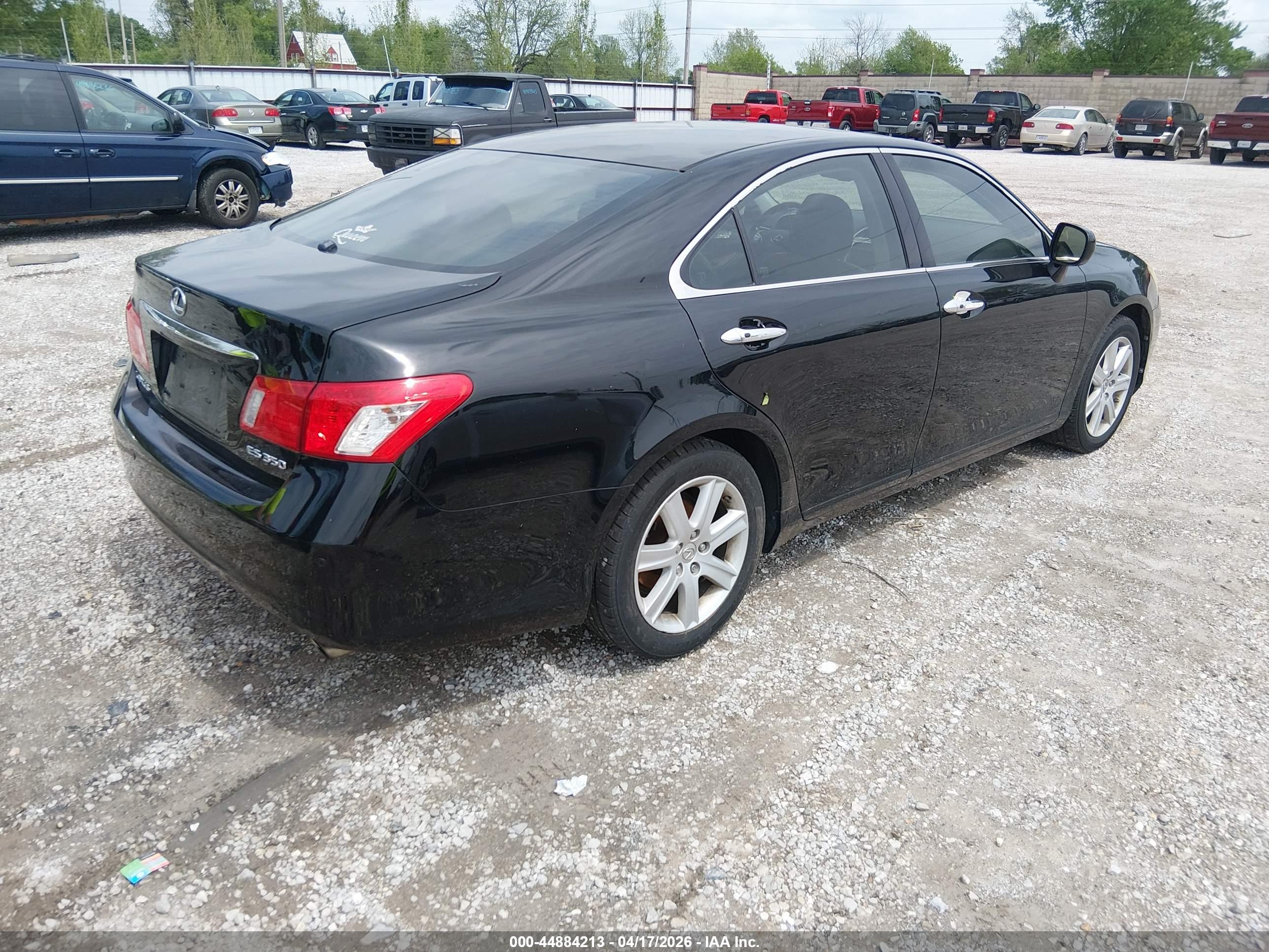 LEXUS ES image 4