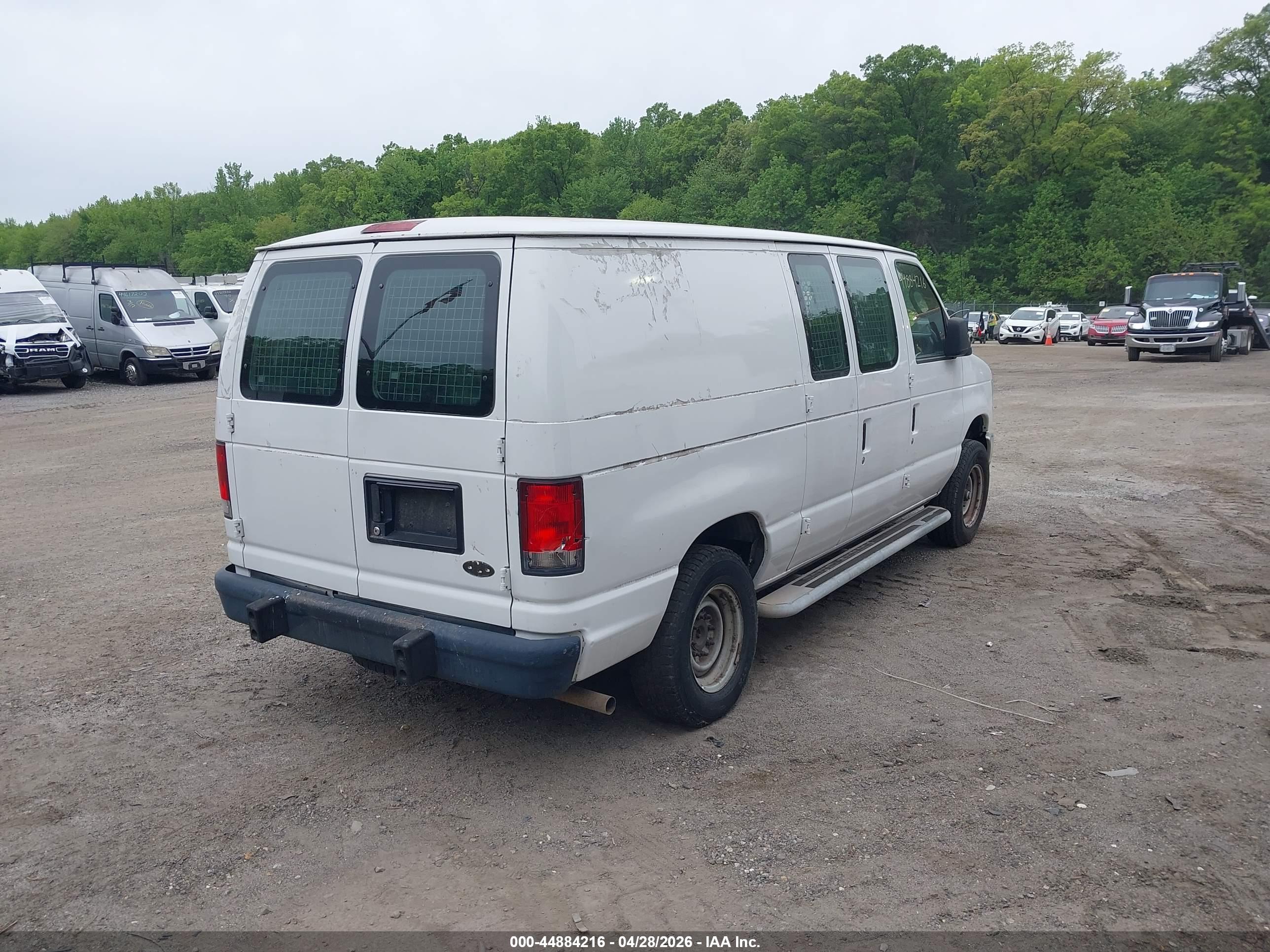 FORD E-250 image 4