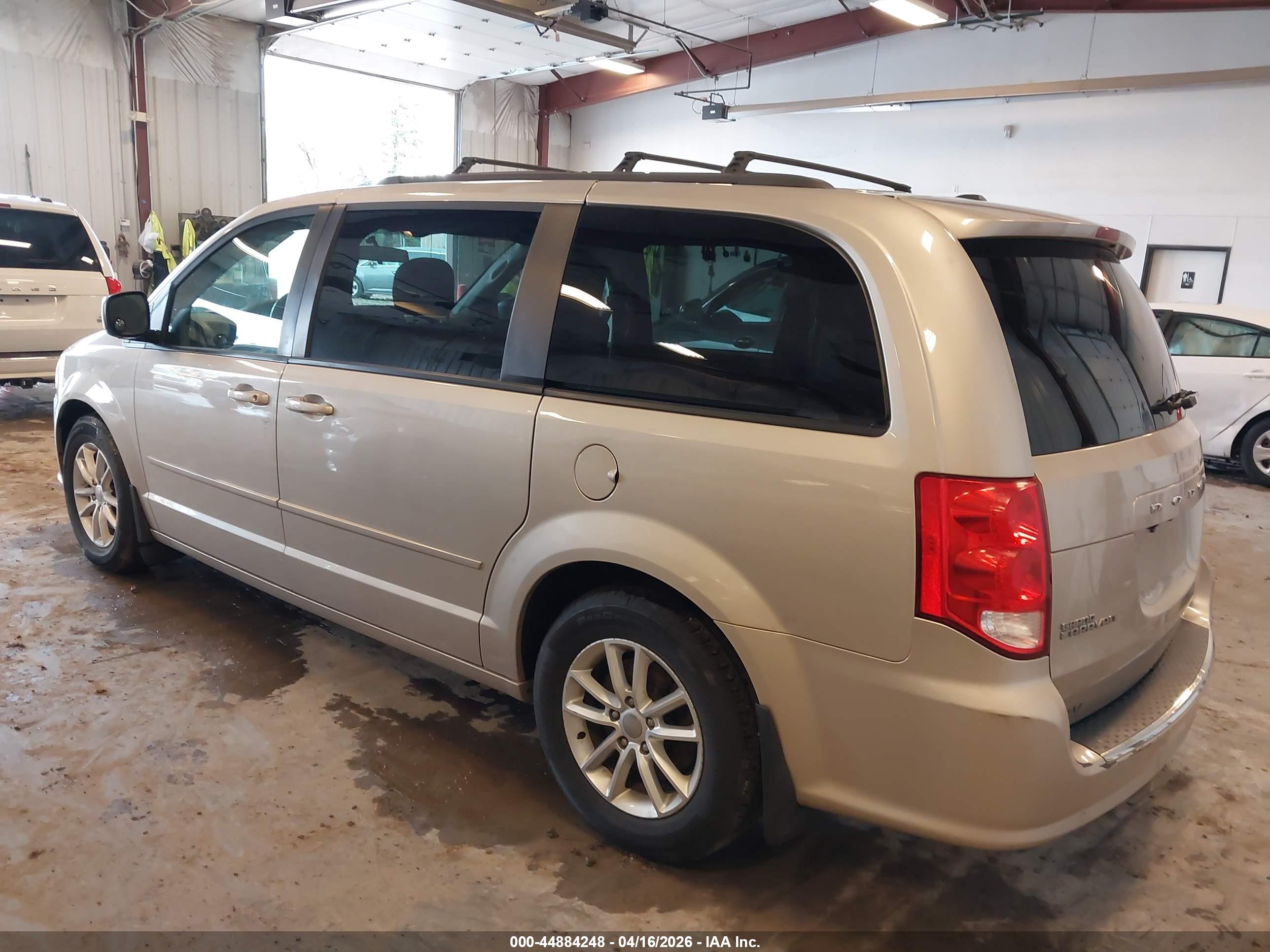 DODGE GRAND image 3