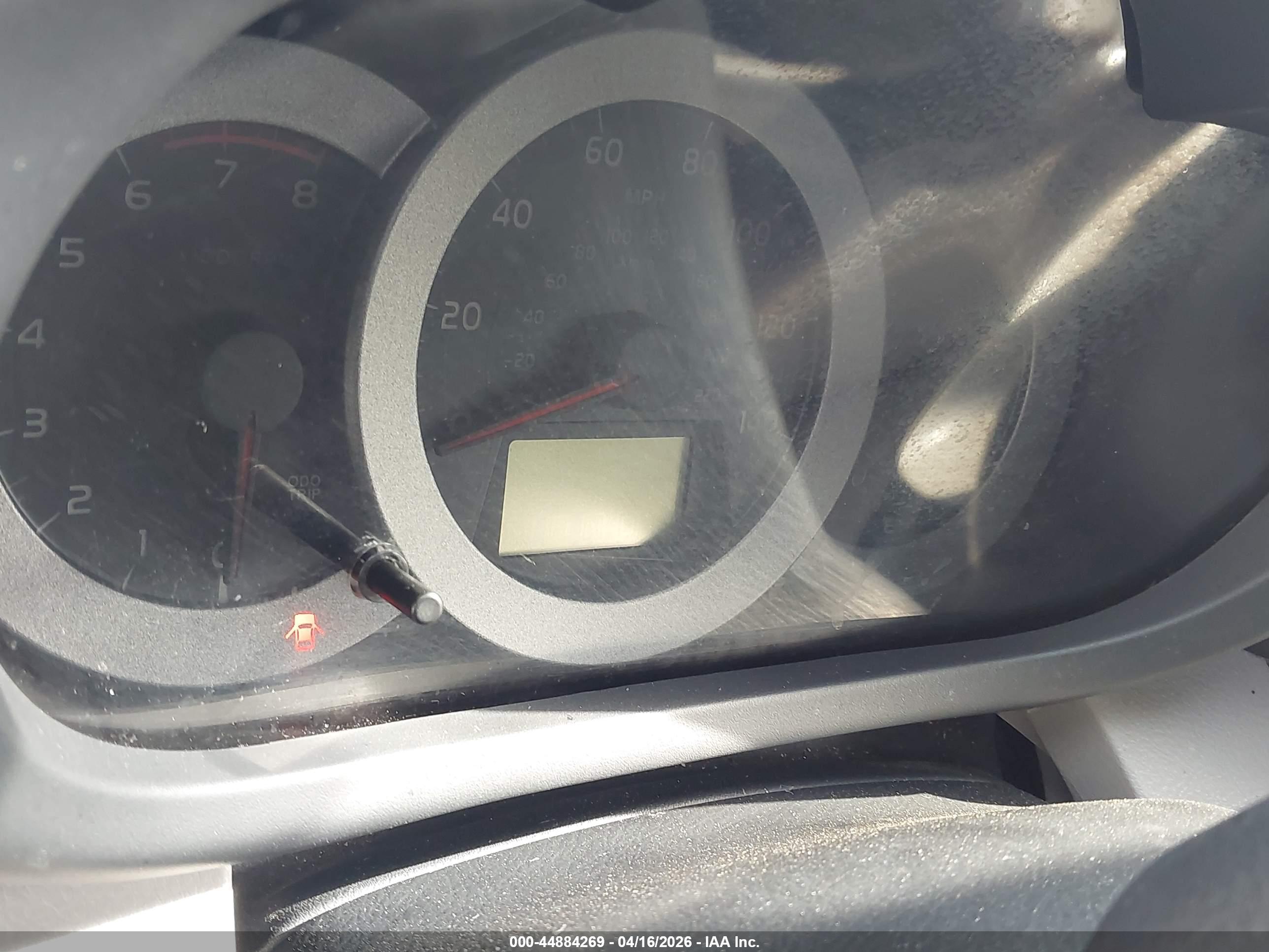 TOYOTA RAV4 image 7